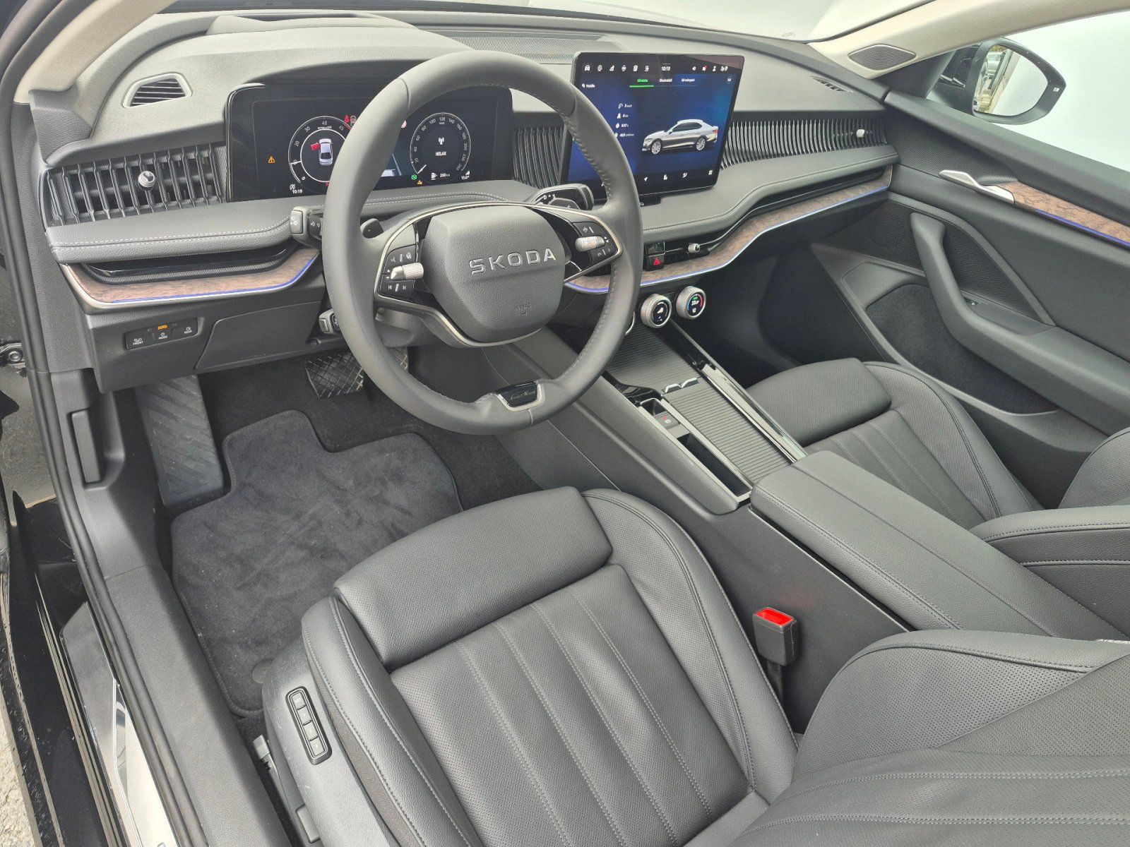 Škoda Superb, Laurin & Klement 2.0 TDI 142kW - fotka 5