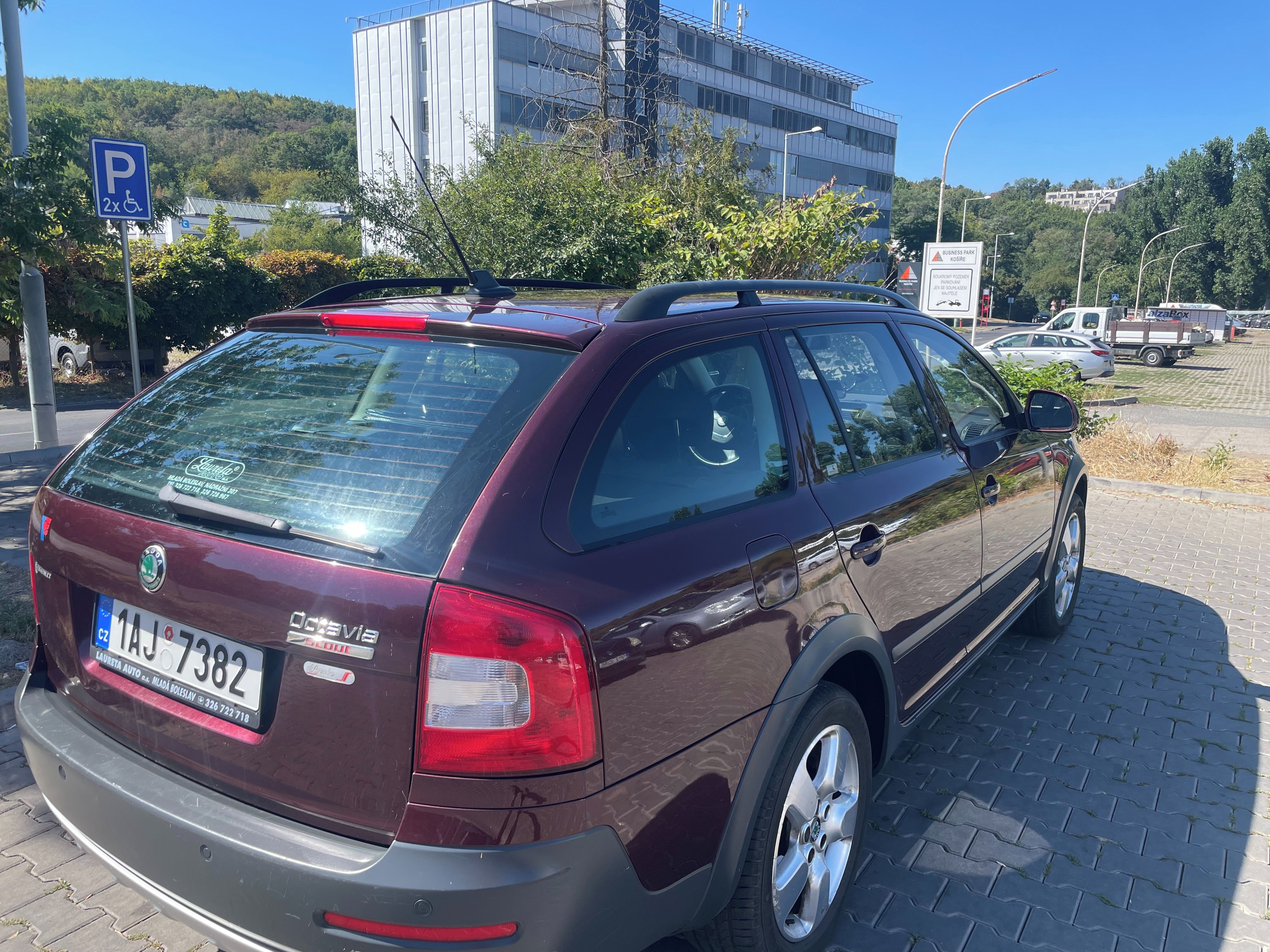Škoda Octavia, Š Octavia Scout 2.0 TDI 4x4 - fotka 5