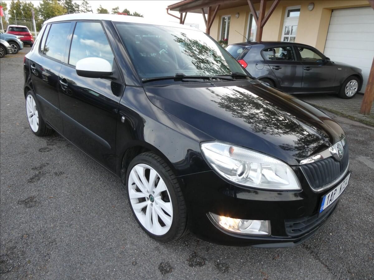 Škoda Fabia, 1,2 TSi, 2 x kola, po servise