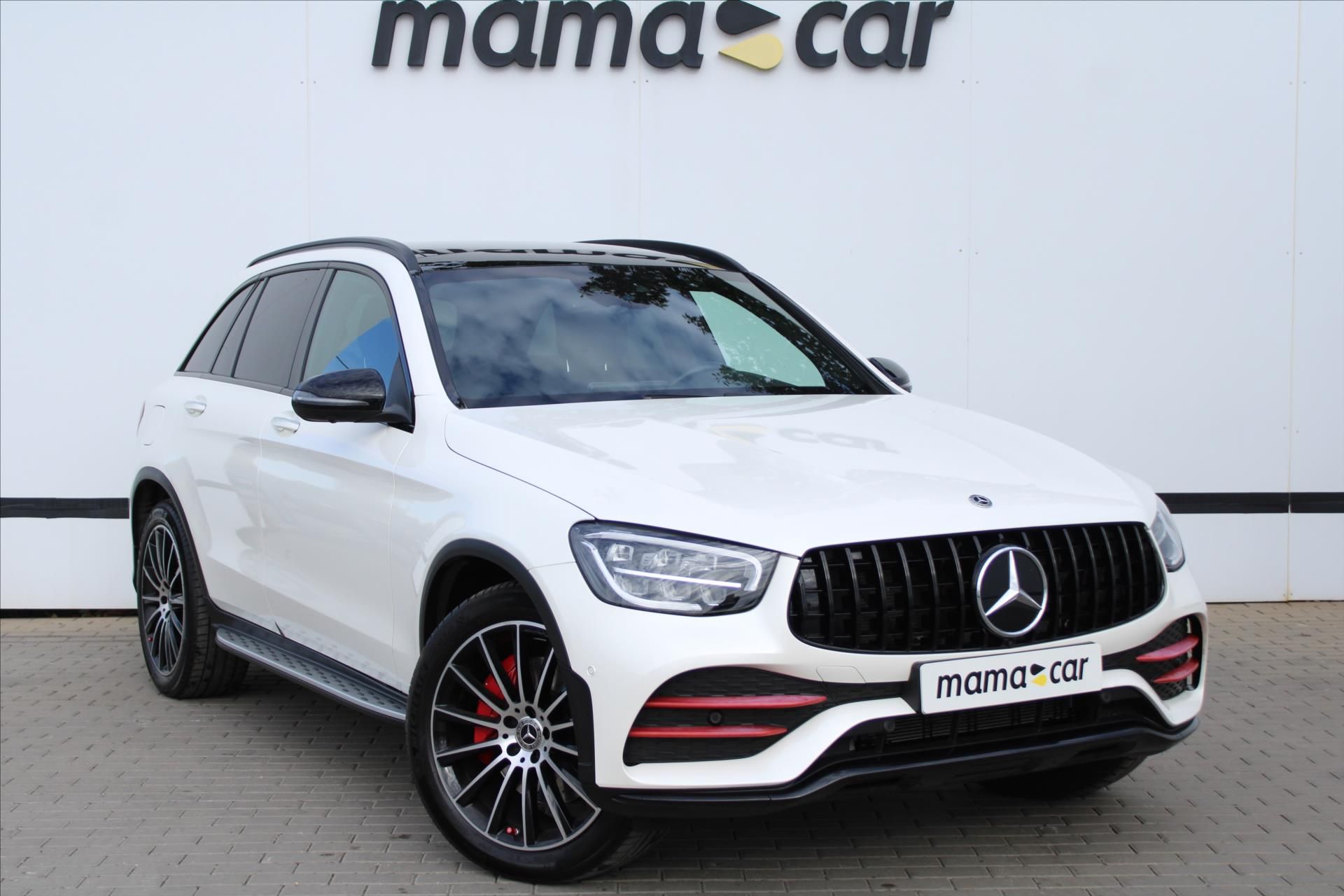 Mercedes-Benz GLC, 300 4MATIC 190kW AMG ČR