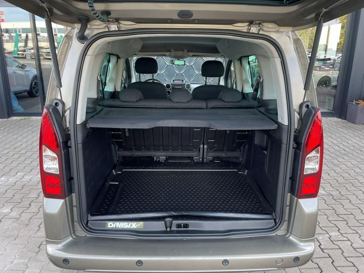 Peugeot Partner, ACTIVE TEPEE 1.6 BHDi 73 kW - fotka 6