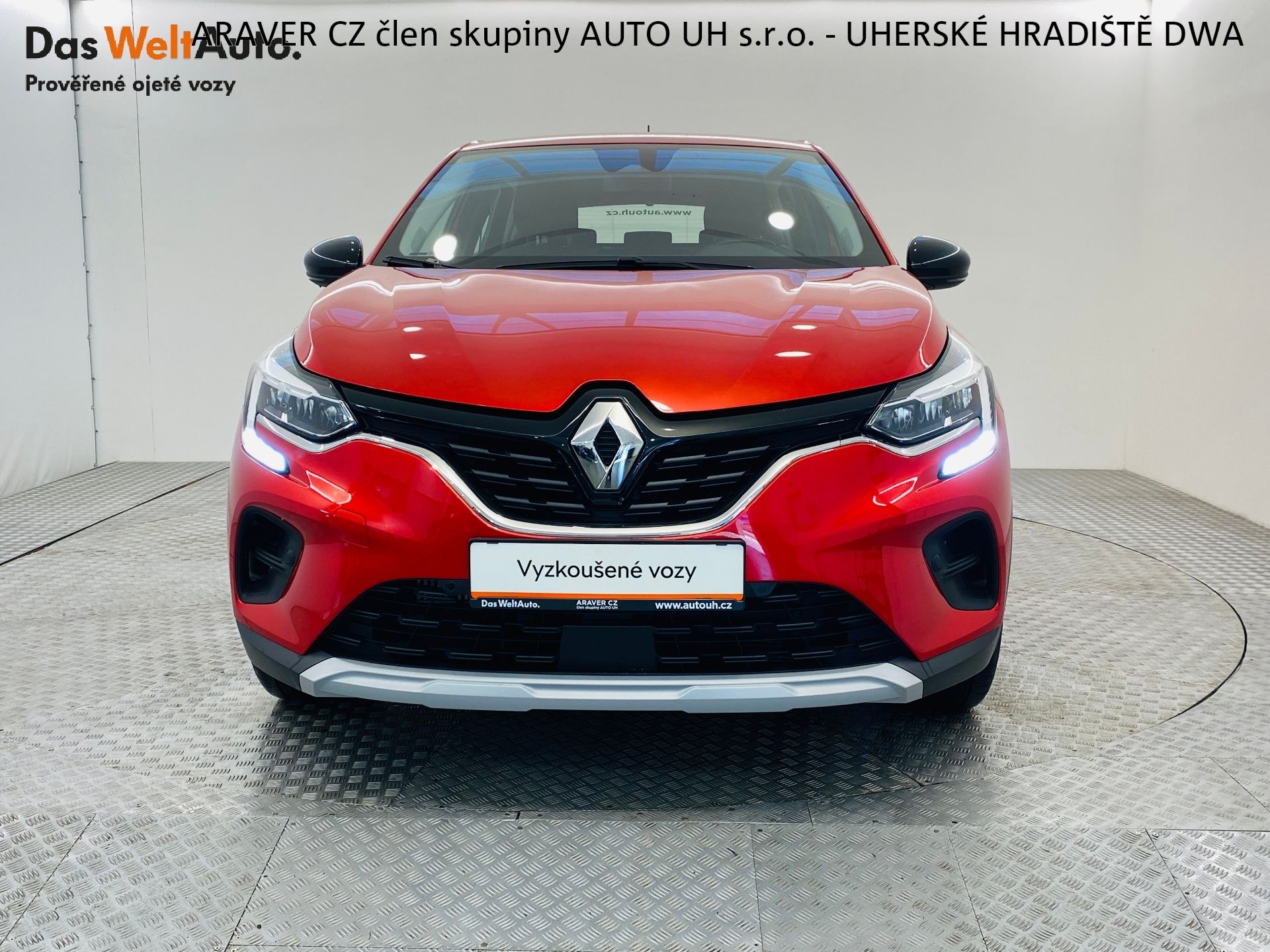 Renault Captur, 1.3 TCe 103 kW Intens servis.k - fotka 4