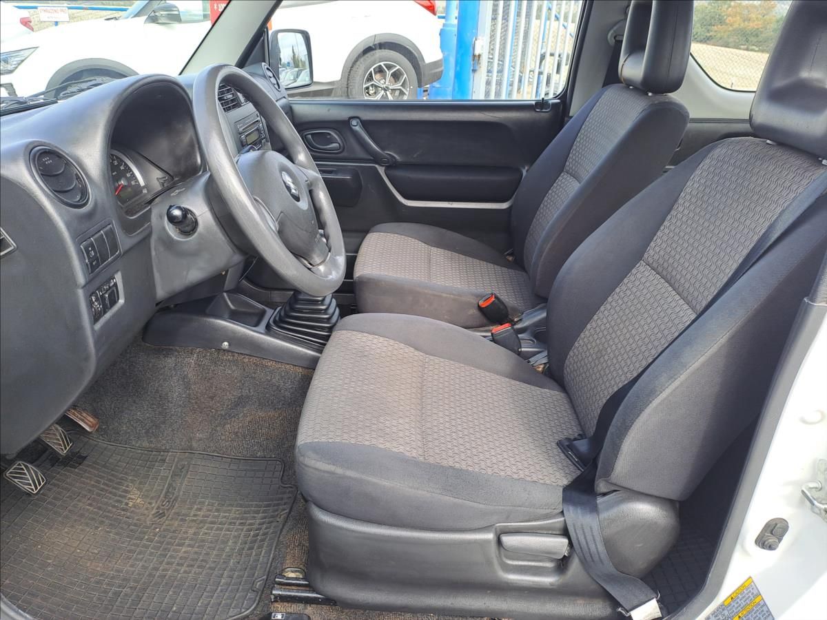 Suzuki Jimny, 1,3 i 4x4 - fotka 5