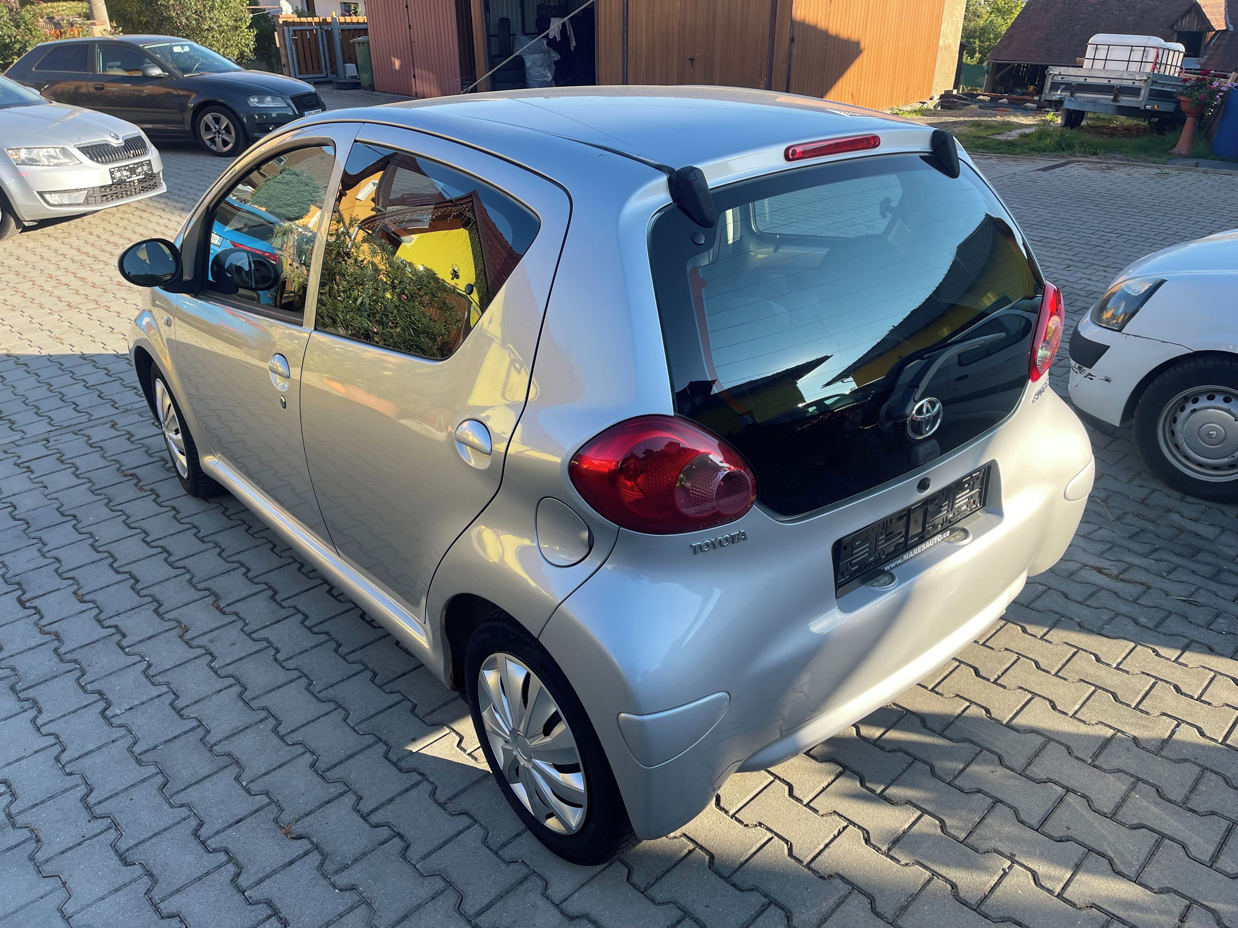 Toyota Aygo, 1.0 VVT-i 50 KW,Klima,nová STK - fotka 4