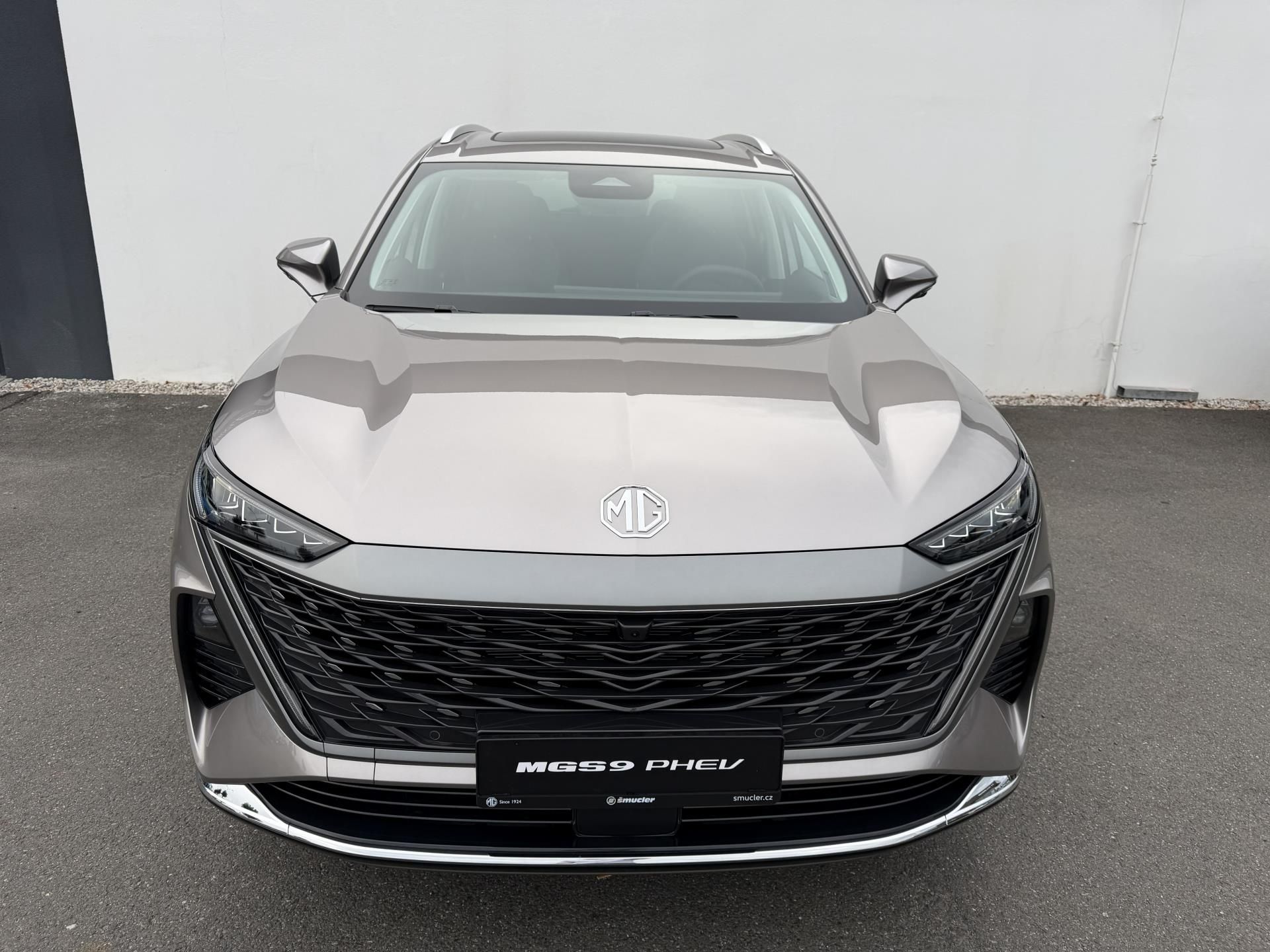 MG MGS9 PHEV, 1.5 Plug-in hybrid / 220 kW Pr - fotka 2