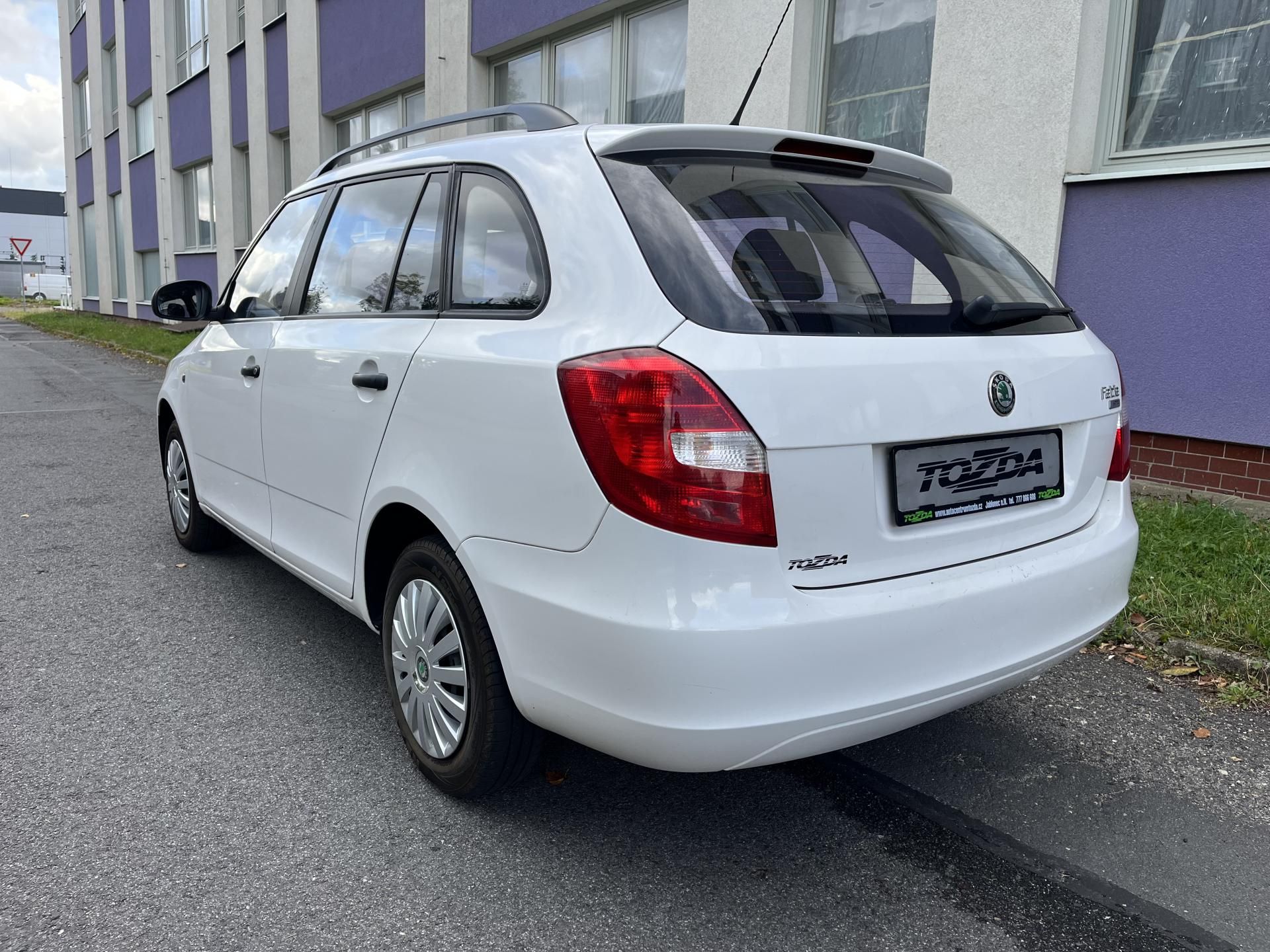 Škoda Fabia, 1,2 HTP Combi Classic - fotka 3