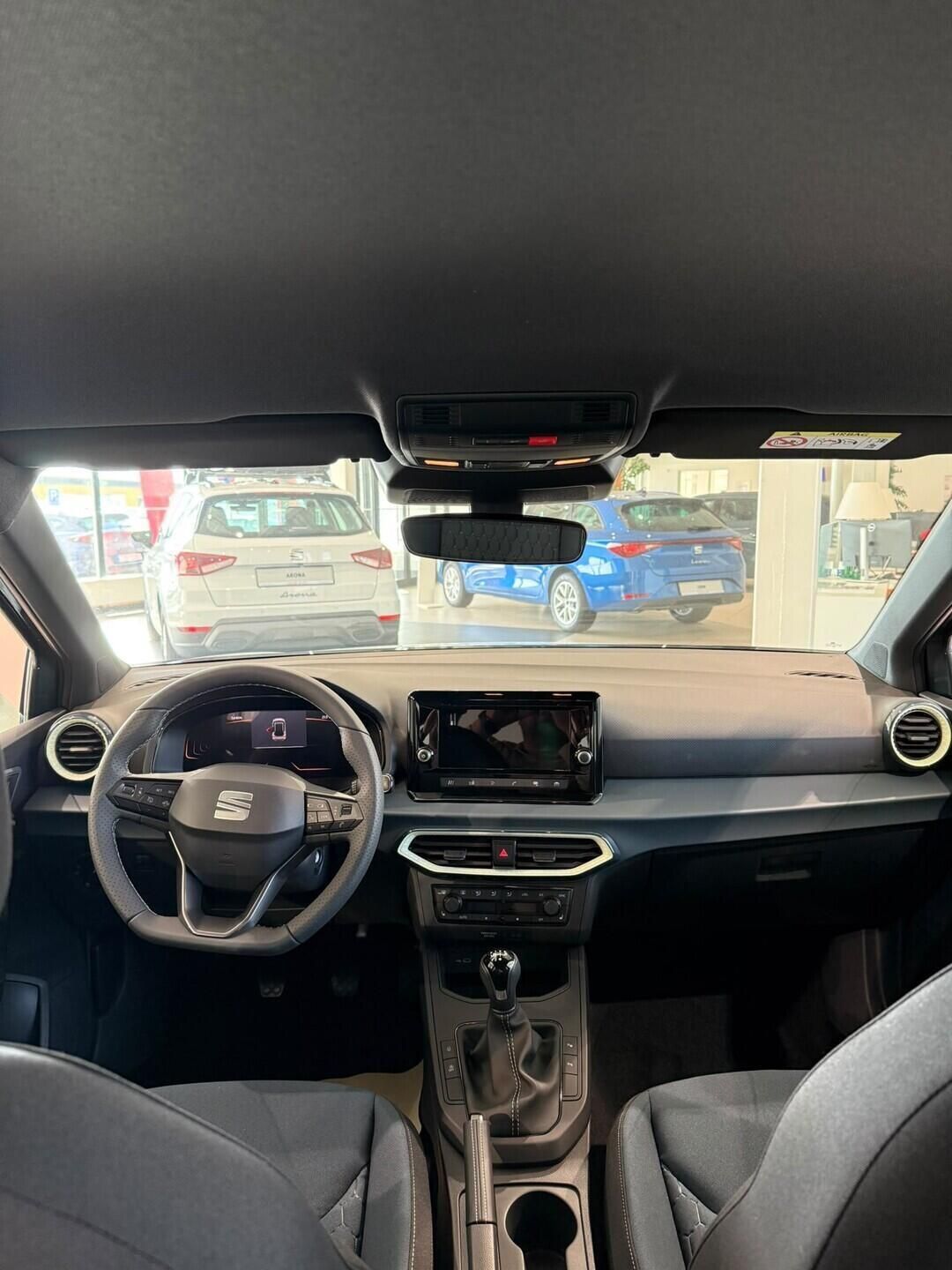 Seat Arona, Style 1.0 70 kW - fotka 5