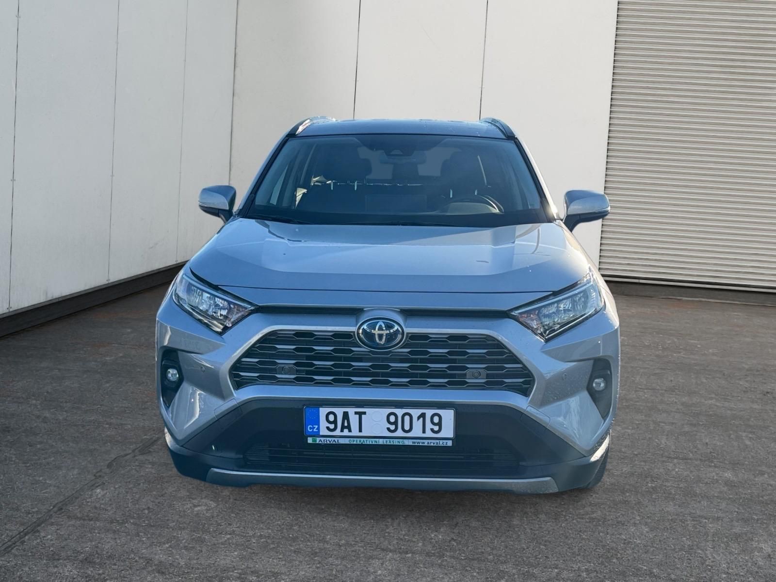 Toyota Rav4, COMFORT 2.5 HYBRID 131kW 4WD - fotka 2