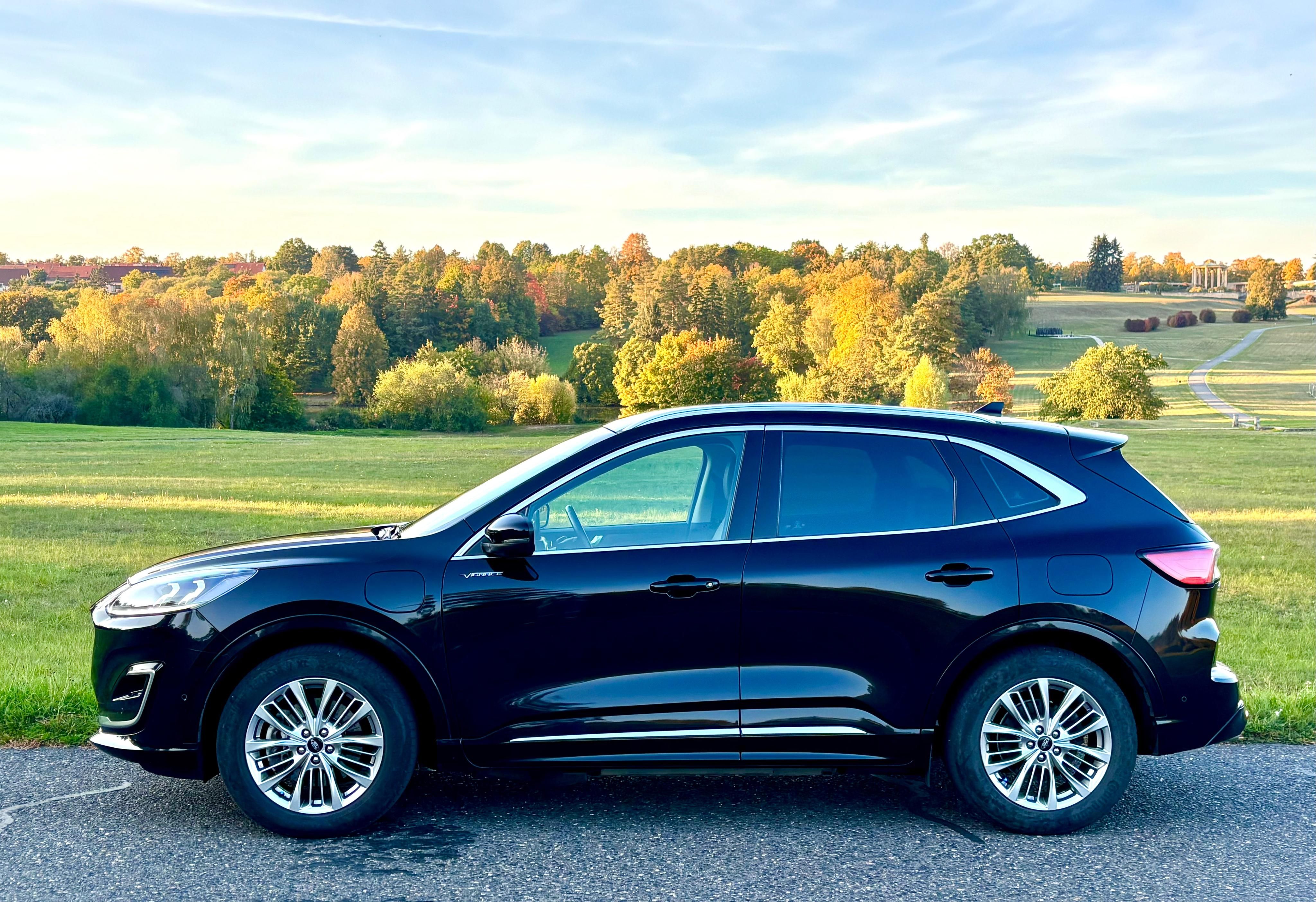 Ford Kuga, 2,5 PHEV Hibrid, Max výbava - fotka 5