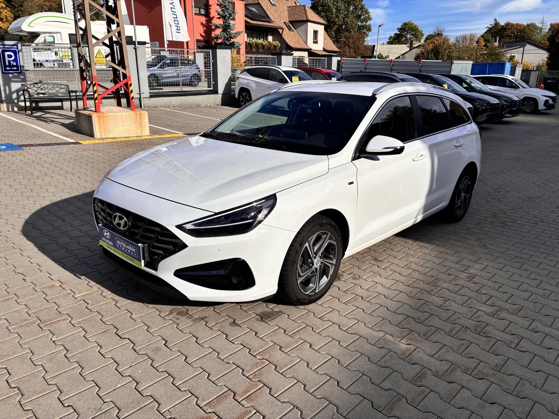 Hyundai i30, WG 1.5T-GDi 118kW SMART NAVI - fotka 3
