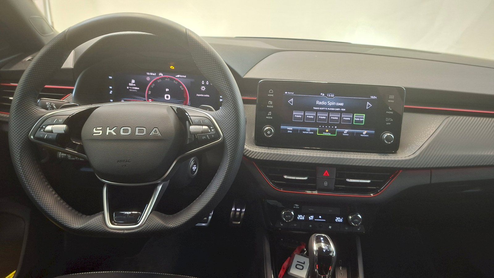 Škoda Kamiq, KAMIQ MC TSI 85/1.0 A7F - fotka 5