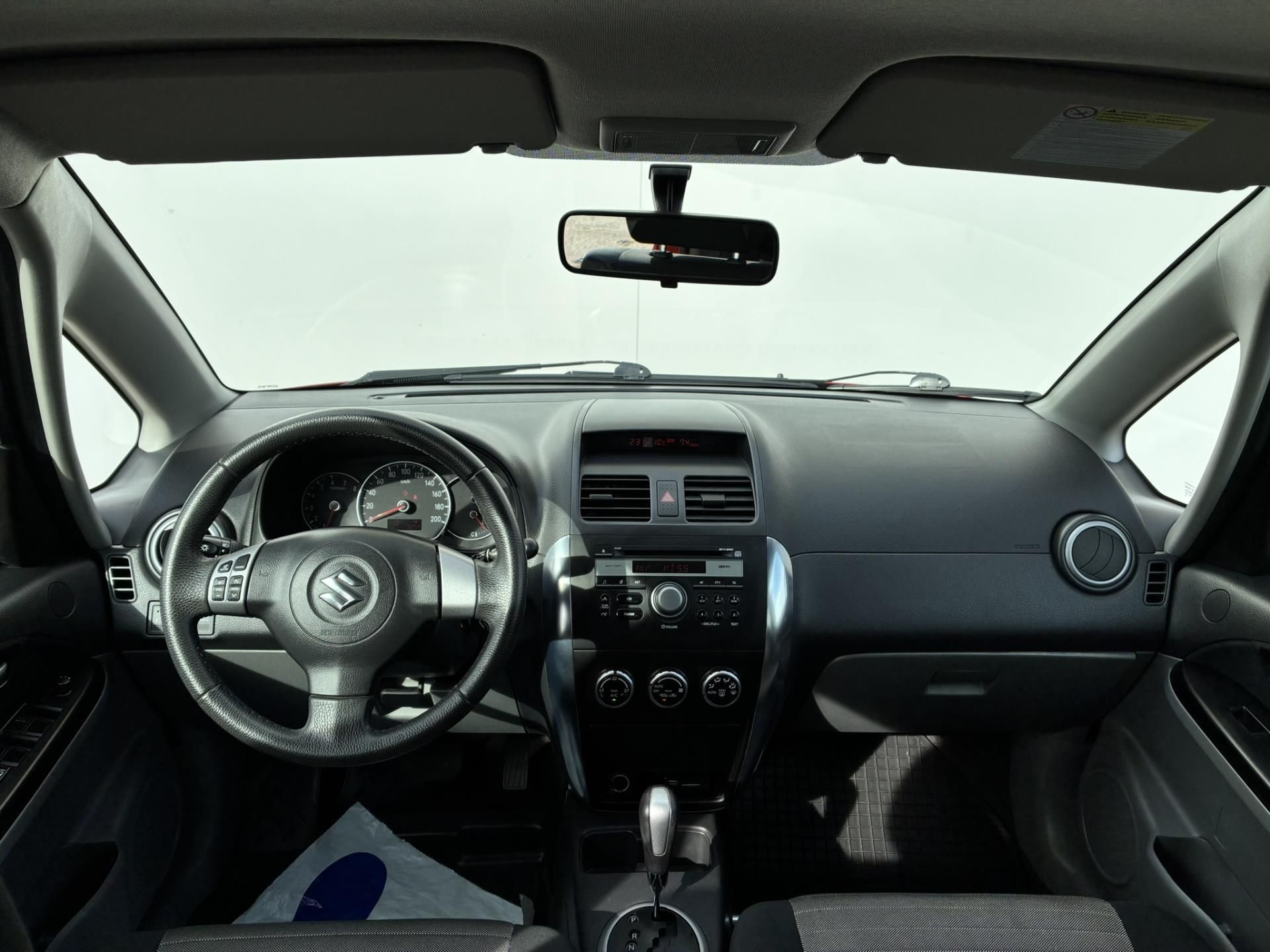 Suzuki SX4, 1.6 VVT 79kW GLX AT - fotka 5
