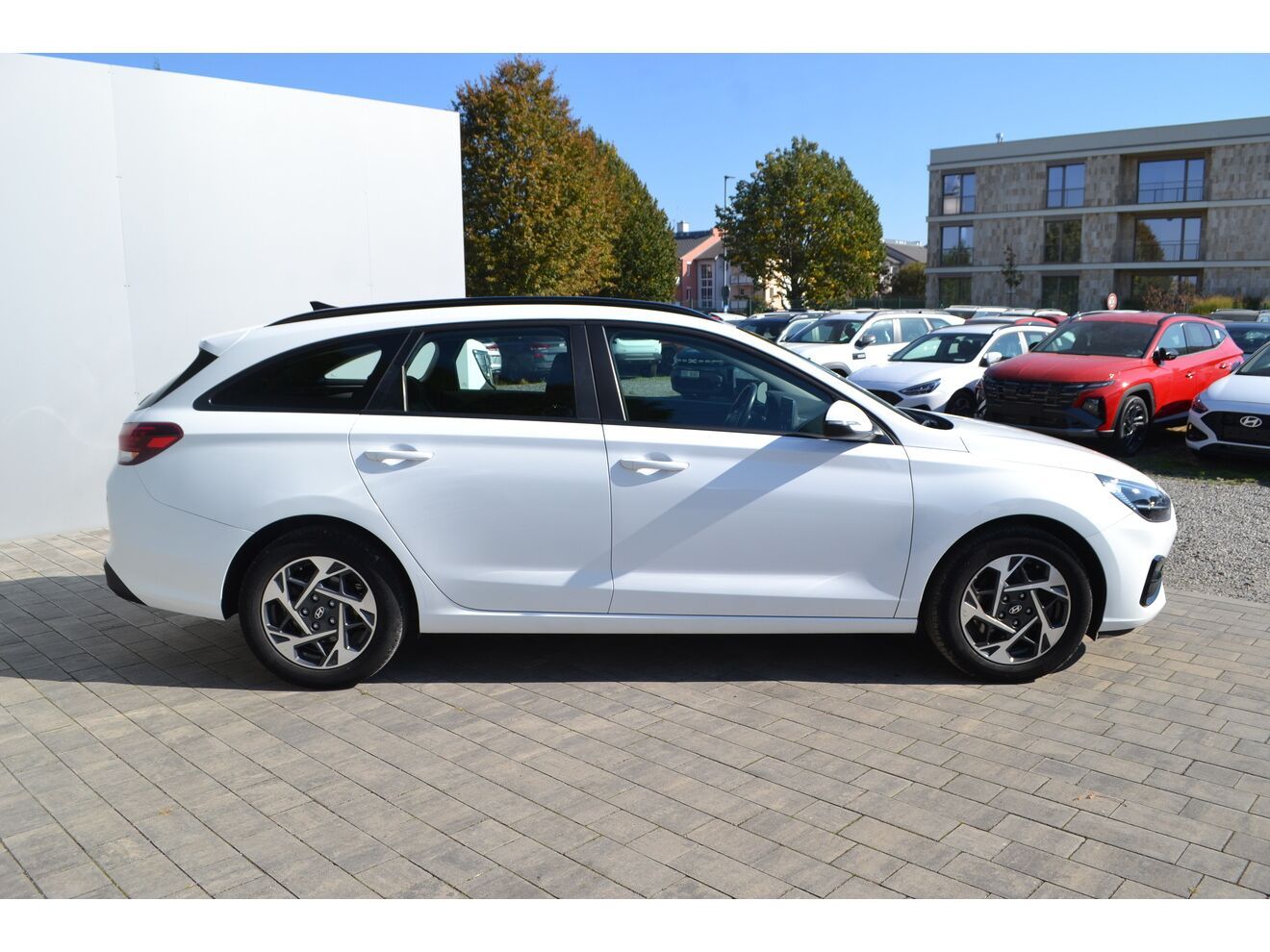 Hyundai i30, WG 1,5I MT SMART FL NAVI - fotka 6