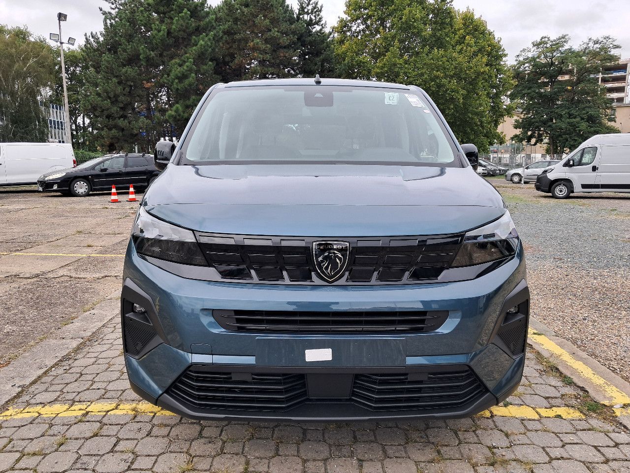Peugeot Rifter, RIFTER ALLURE PureTech 110 S&S - fotka 2