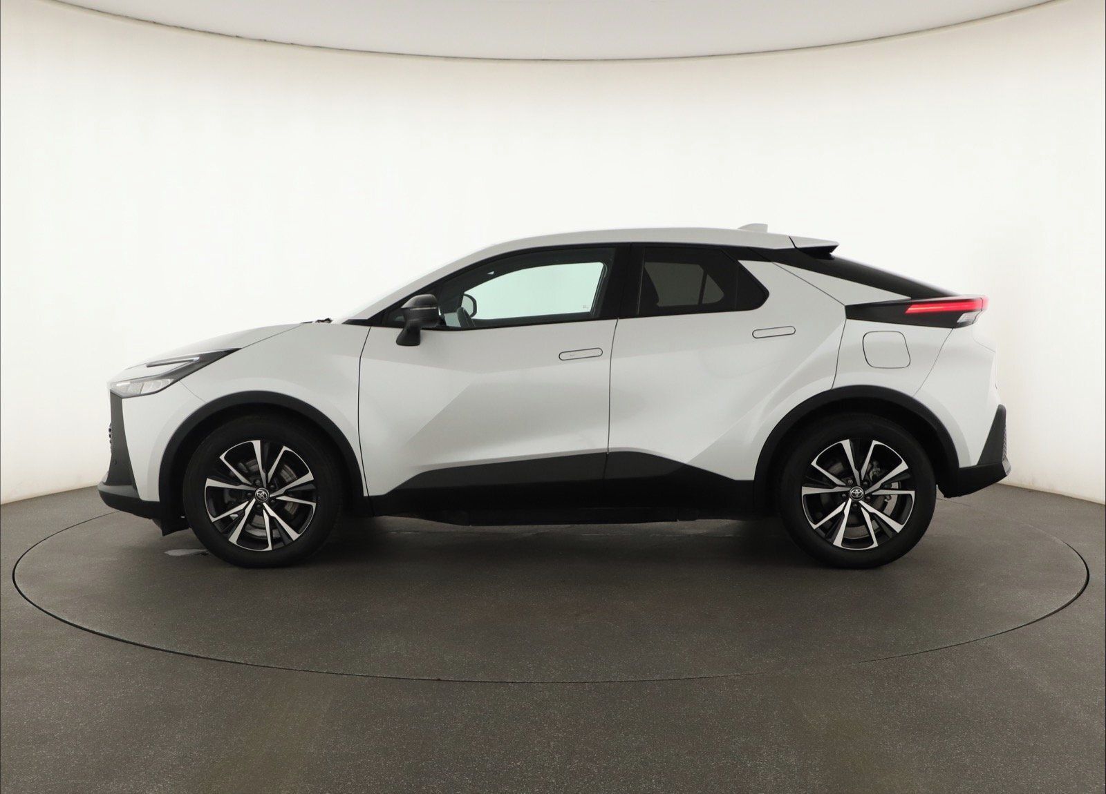 Toyota C-HR, 2.0 Plug-in, Automat, ČR,1.maj - fotka 3