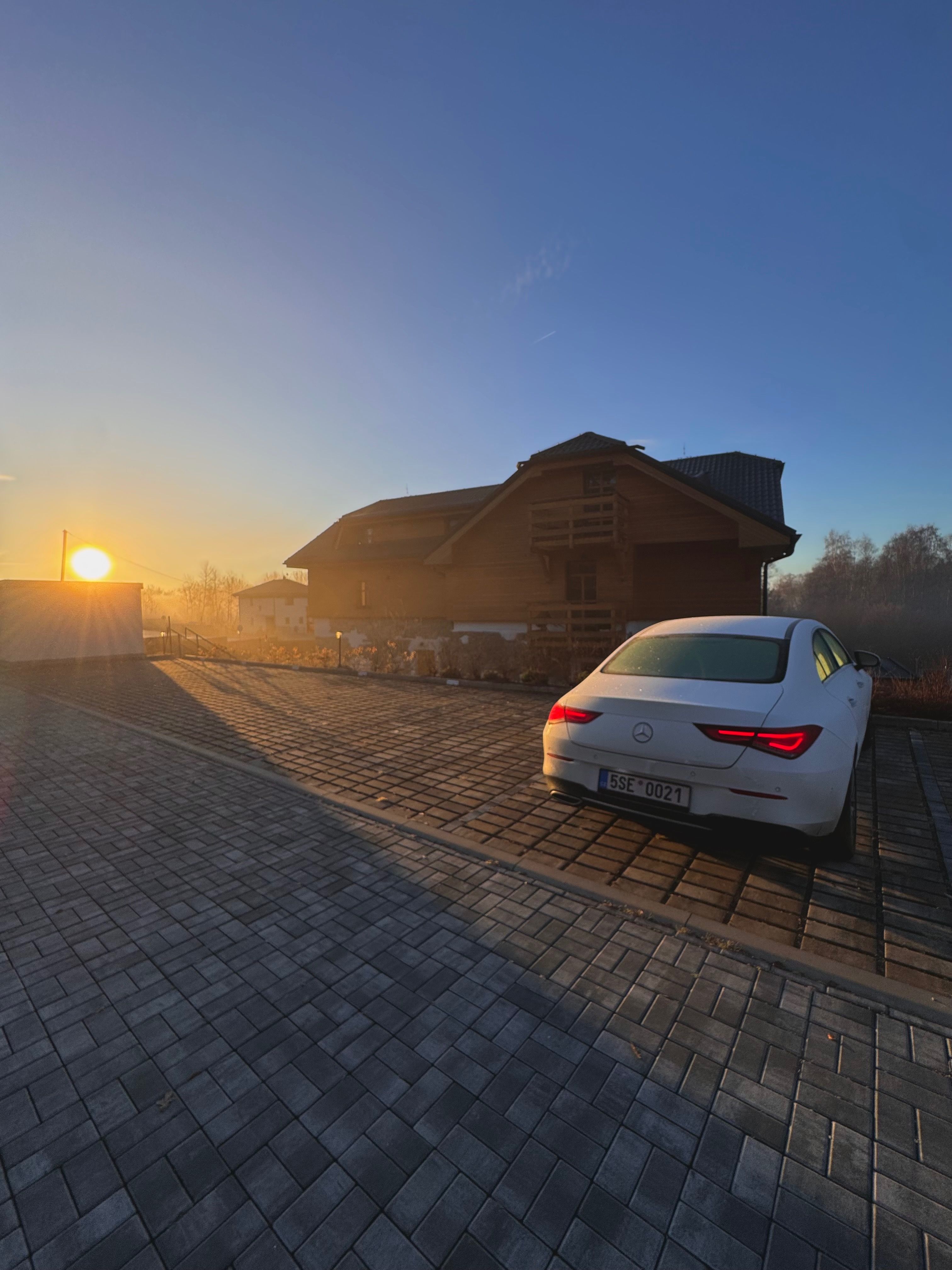 Mercedes-Benz CLA, Mercedes-Benz CLA 200, 120 kW - fotka 6