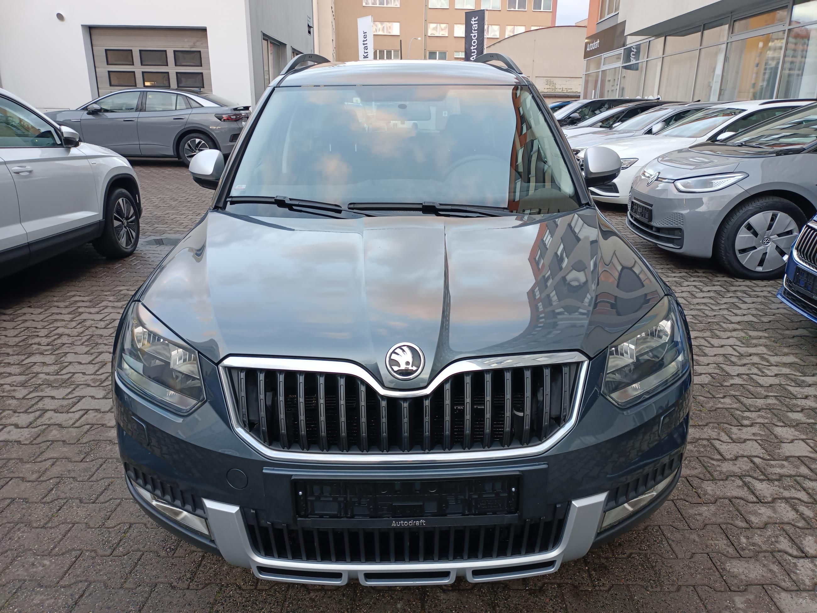 Škoda Yeti, 1.2 TSI 81kW Manuál / Tažné - fotka 2