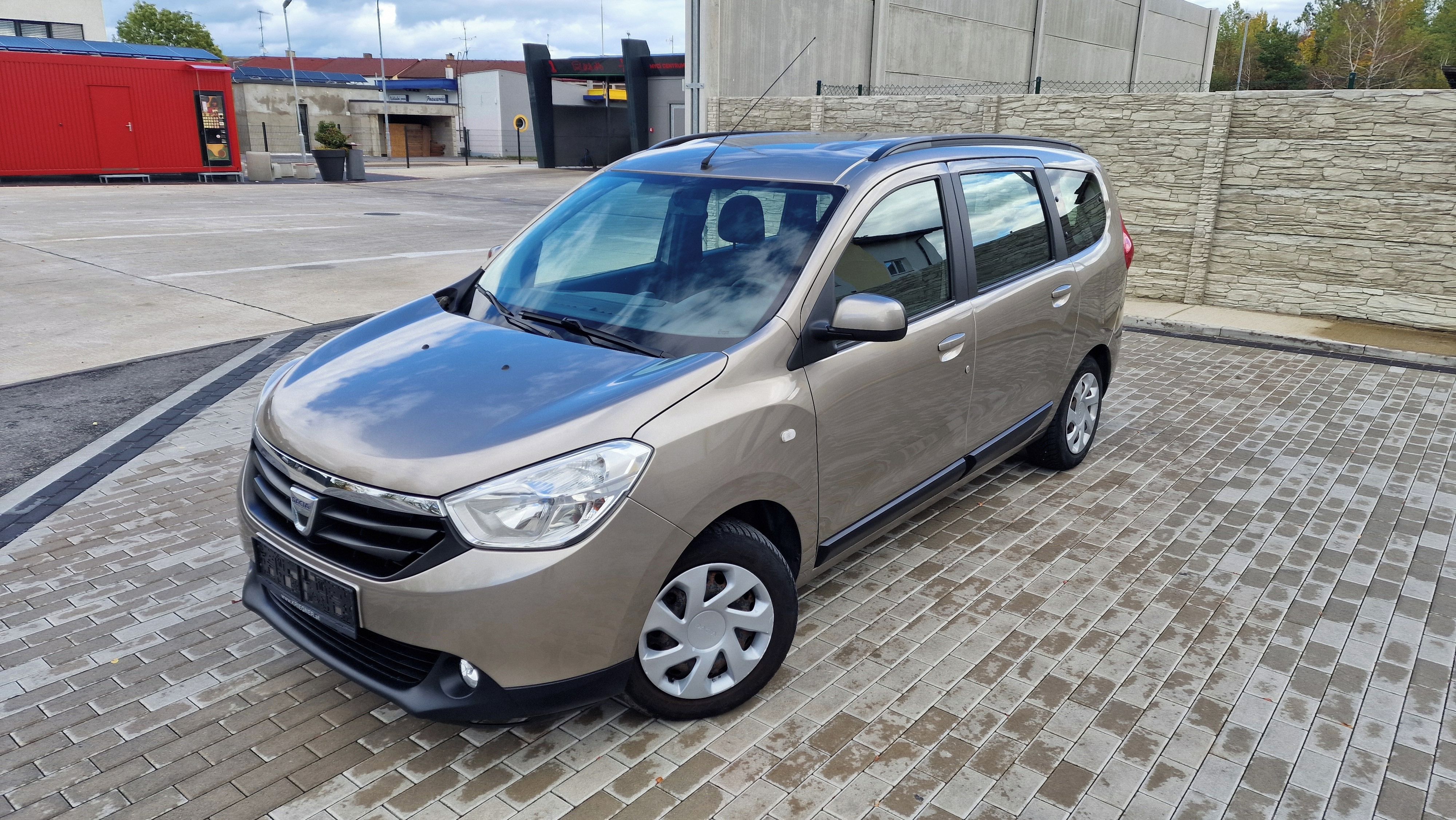 Dacia Lodgy, Spotřeba 4,1L na 100Km !!! - fotka 2