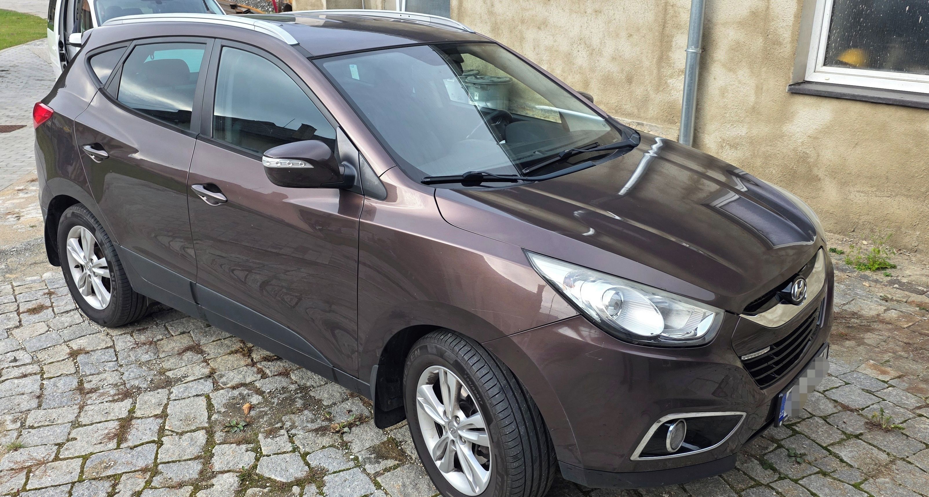 Hyundai ix35, 4x4 servisováno - fotka 2