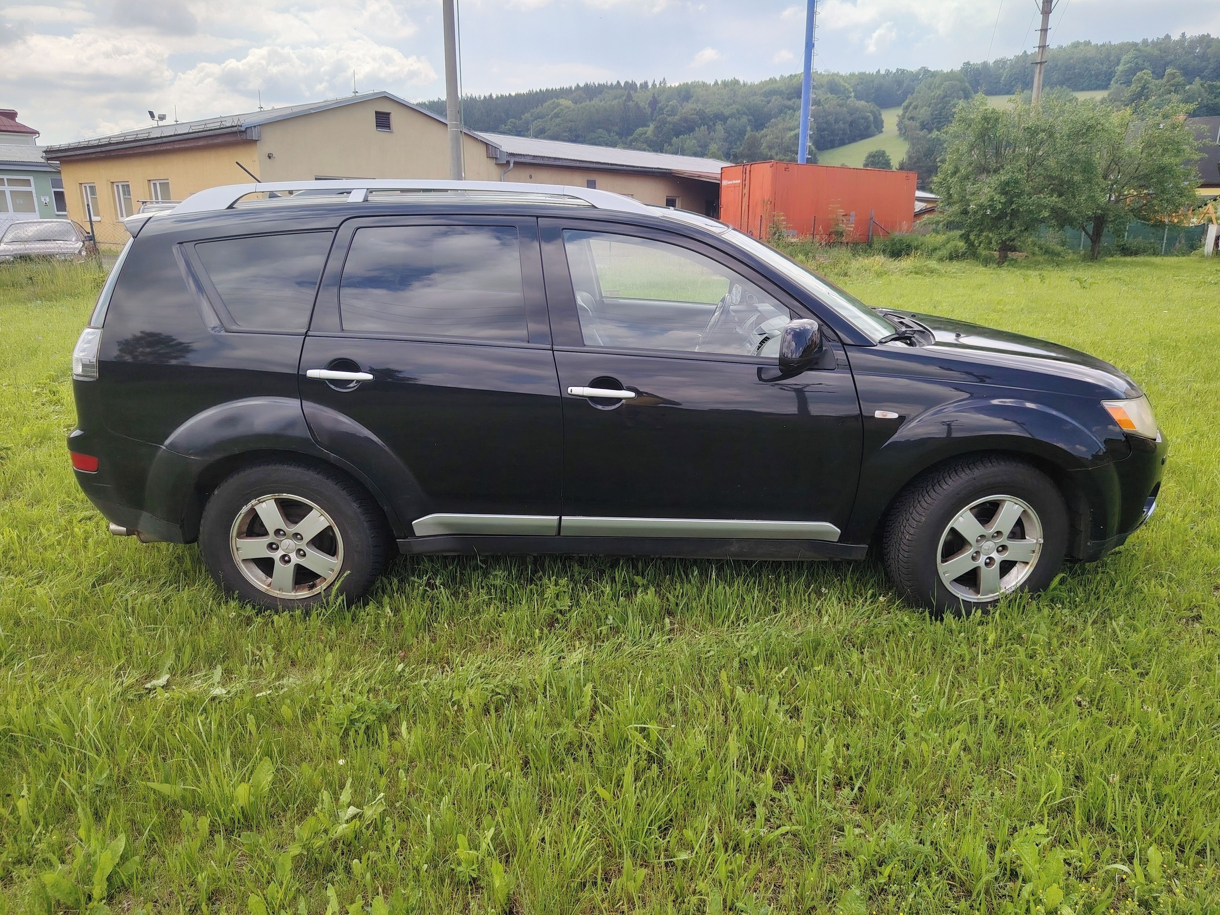 Mitsubishi Outlander, 2,0 Di-D, 7míst, serv. knížka - fotka 6