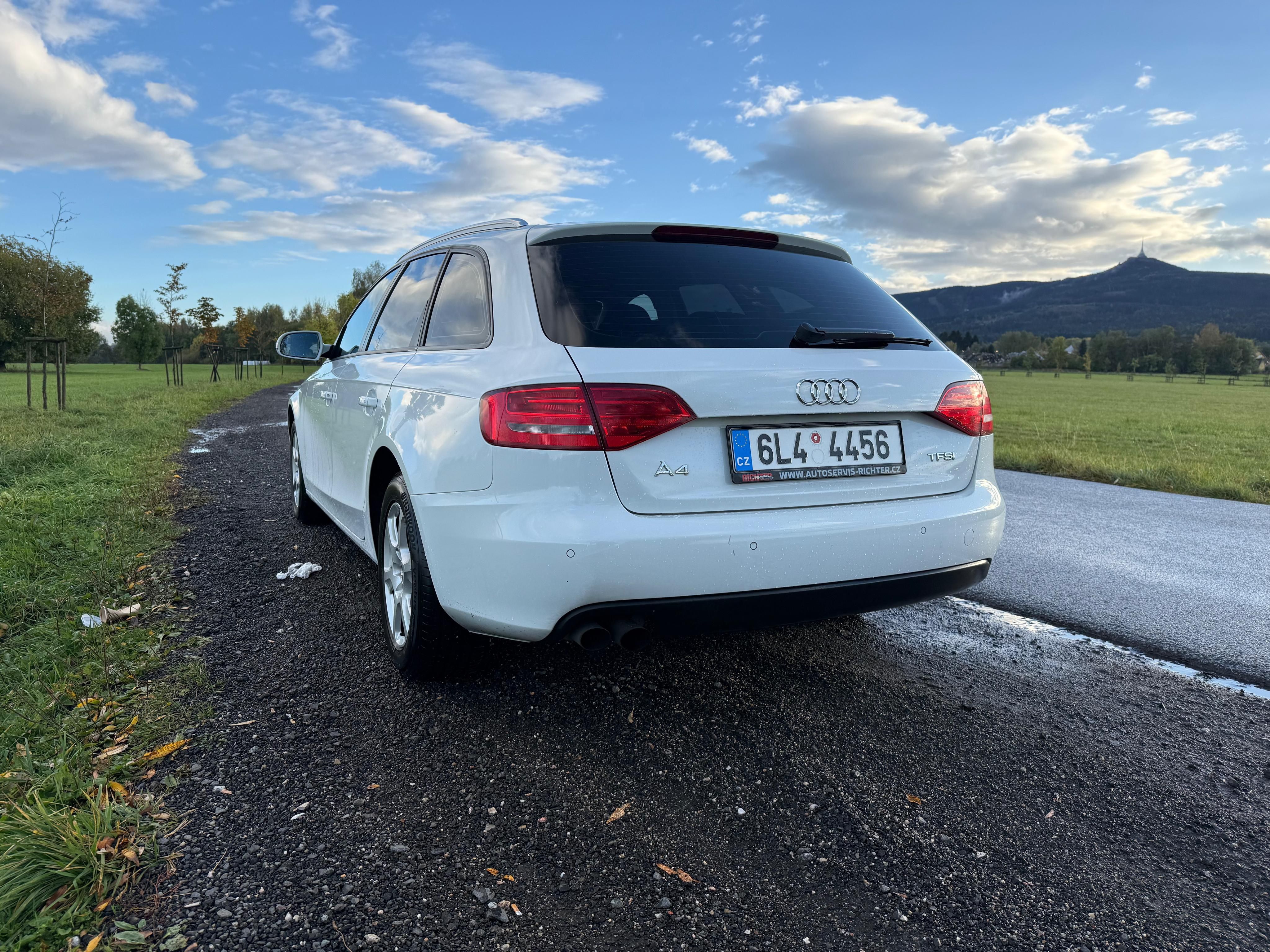 Audi A4, 1.8 TFSI - fotka 6