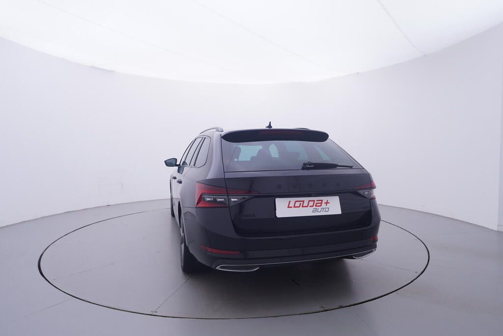 Škoda Superb, SportLine 2.0 TDI 140 kW - fotka 4