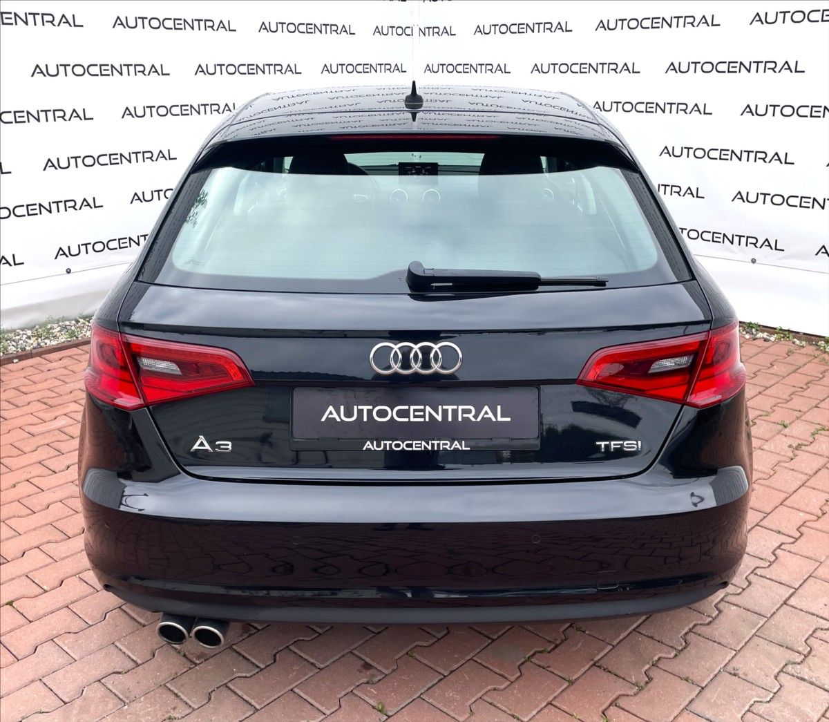 Audi A3, 1,4 TFSI  S-line 90kw, Navi , - fotka 5
