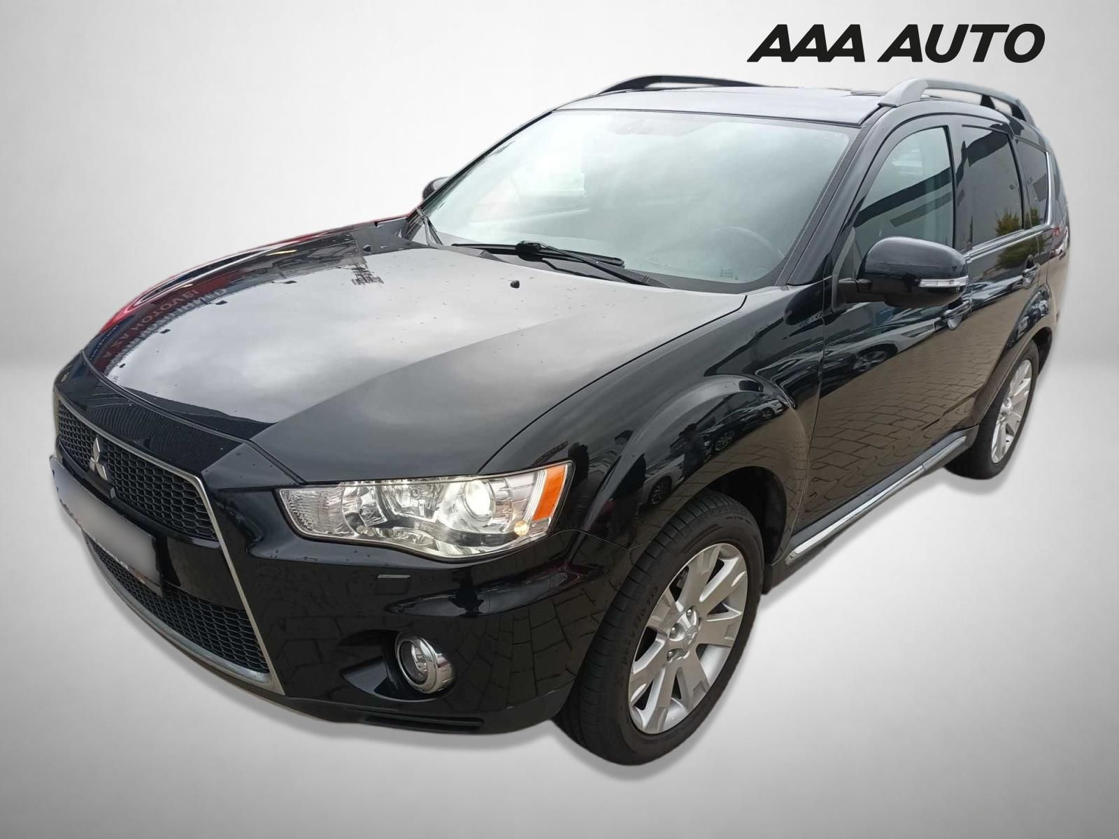 Mitsubishi Outlander, 2.2 DI-D, 7 míst, Navi