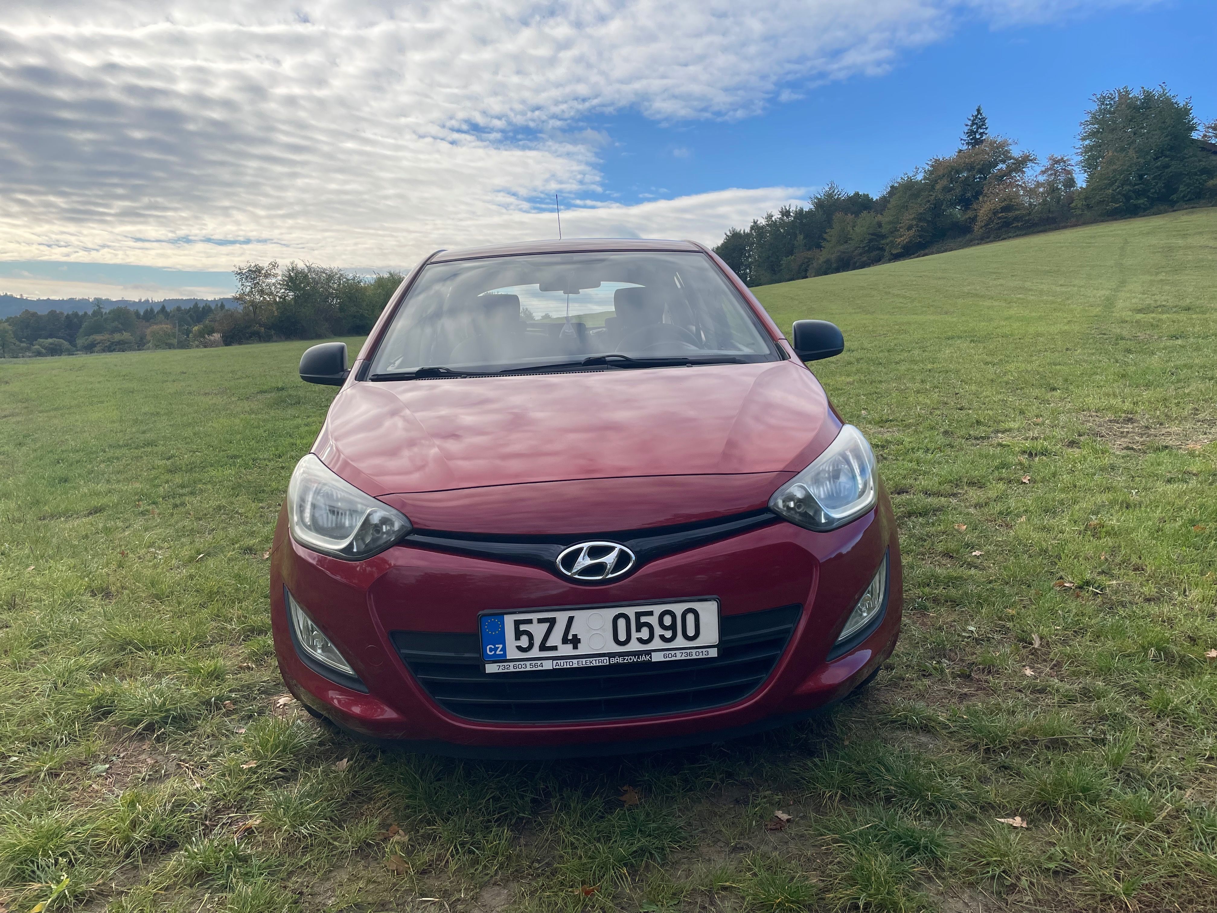 Hyundai i20, Hyundai i20,2014,54000 km - fotka 2
