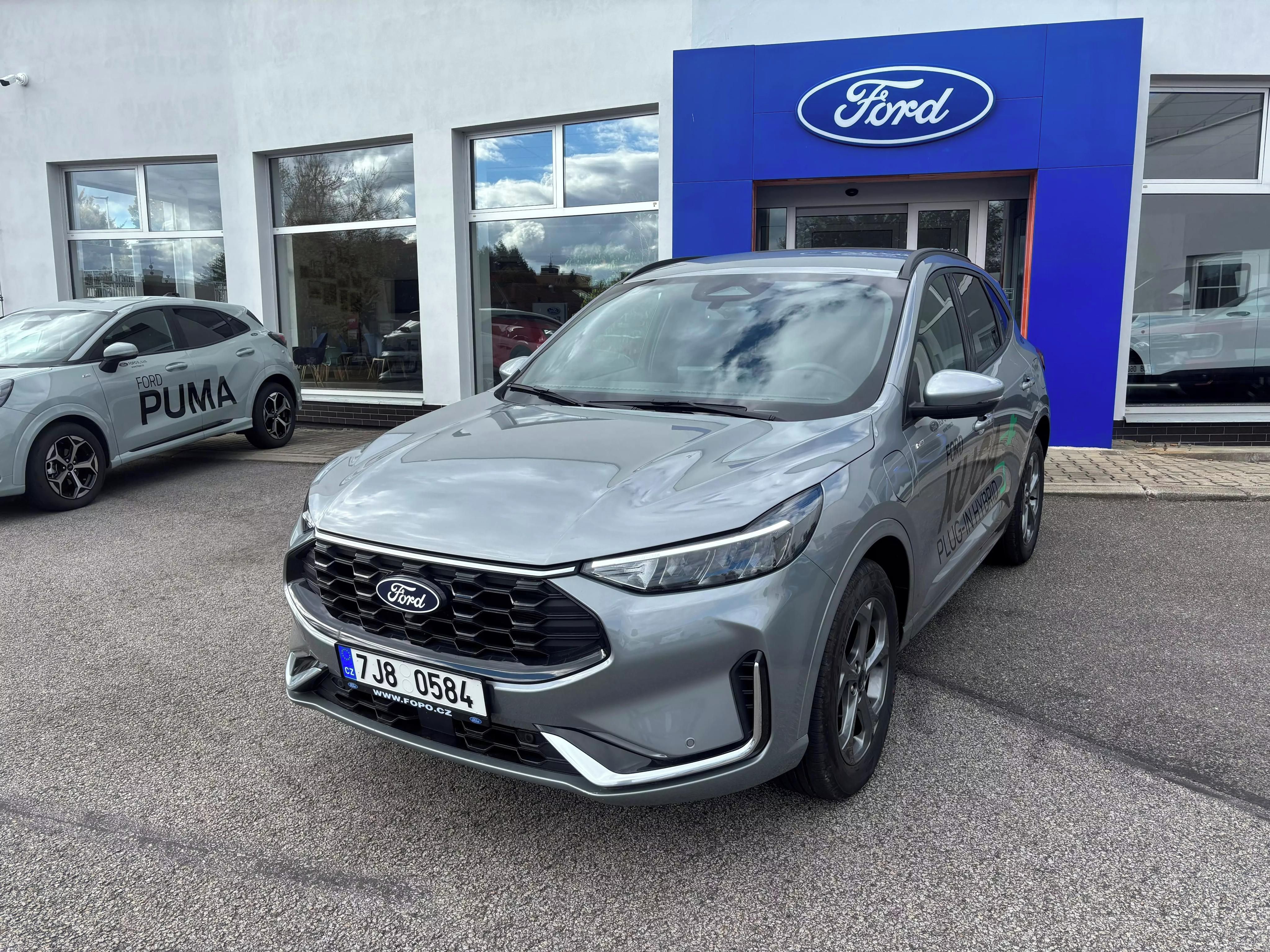 Ford Kuga, ST-Line X 2.5 Duratec PHEV