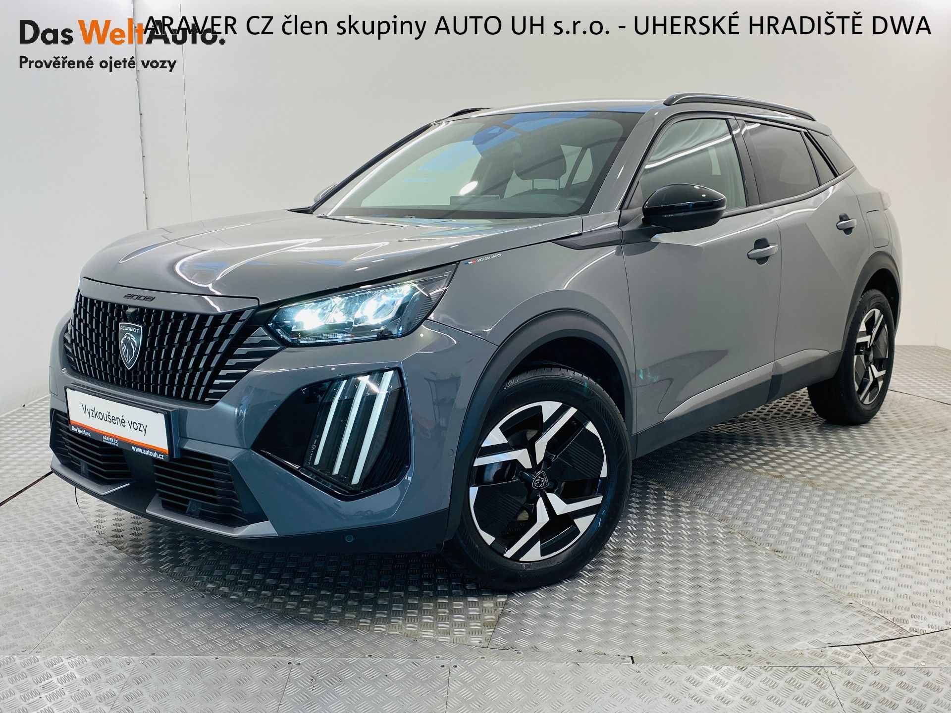 Peugeot 2008, Allure - 1. majitel 1,2 PureTe