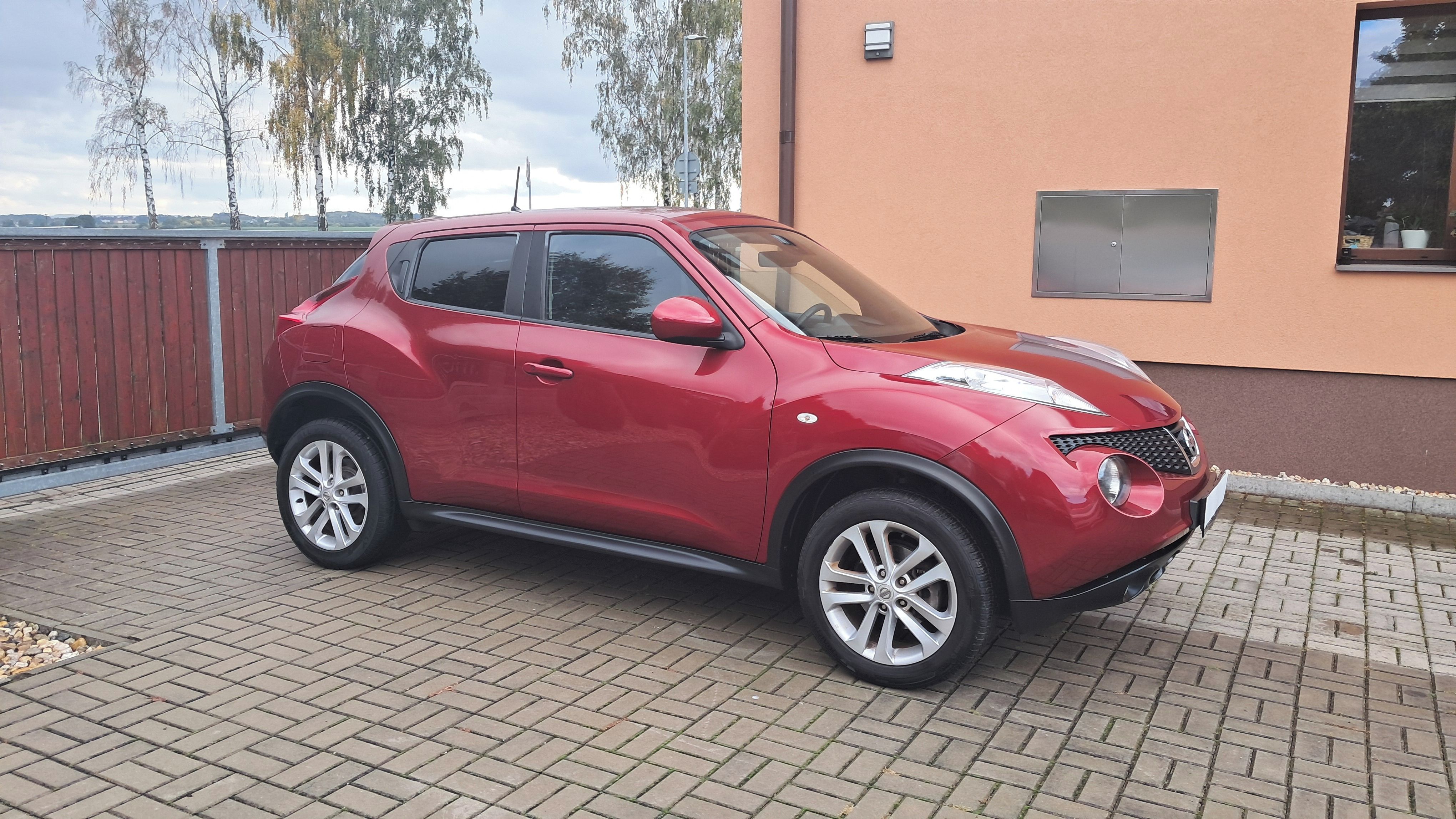 Nissan Juke, 1.6i / 86KW ČR - fotka 3