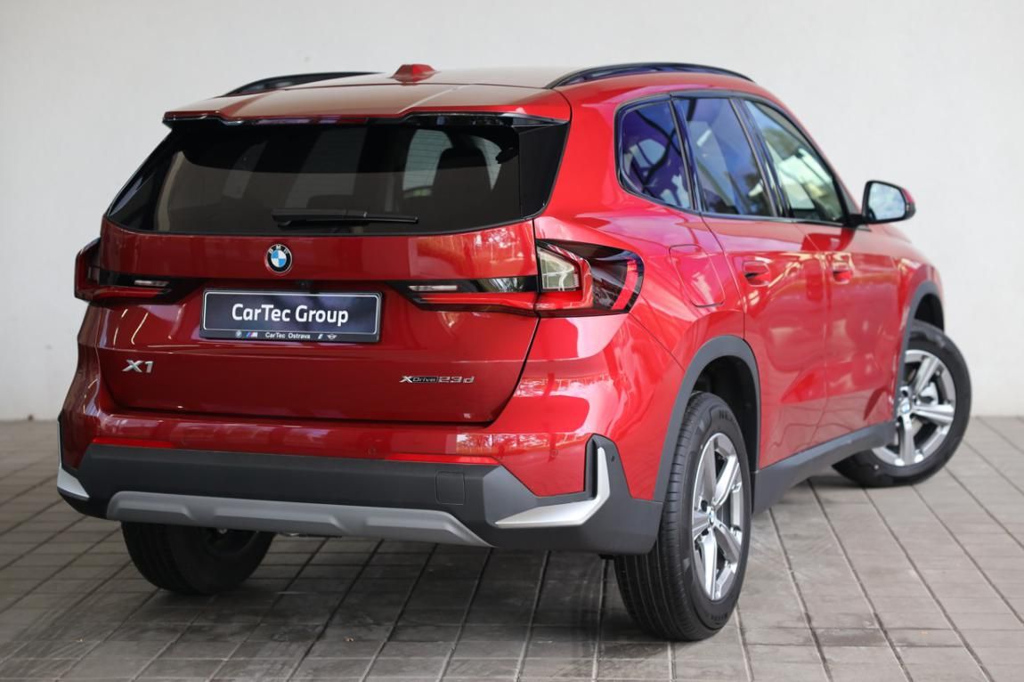 BMW X1, xDrive23d - fotka 3