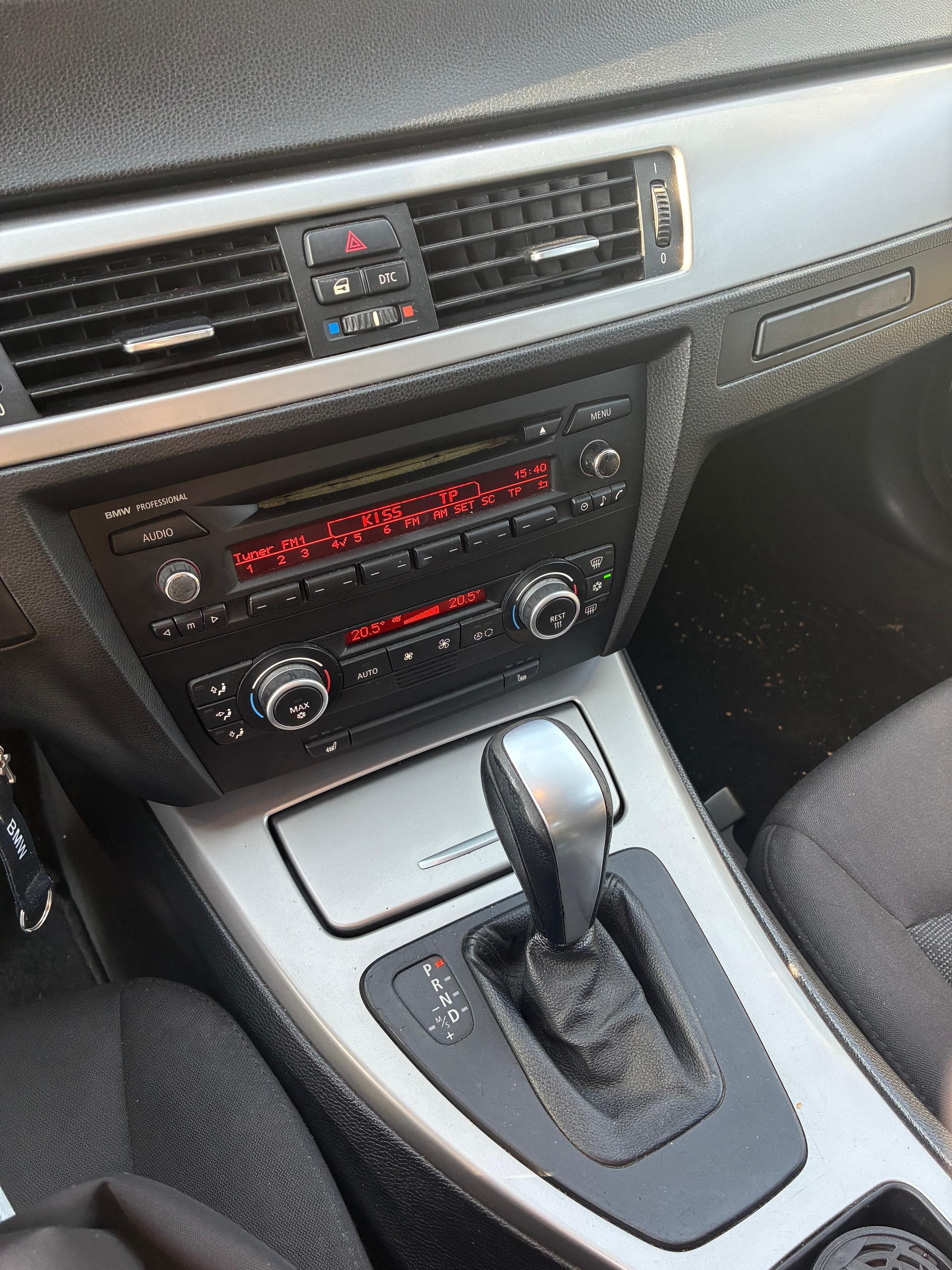 BMW Řada 3, BMW e91 320 D - fotka 4