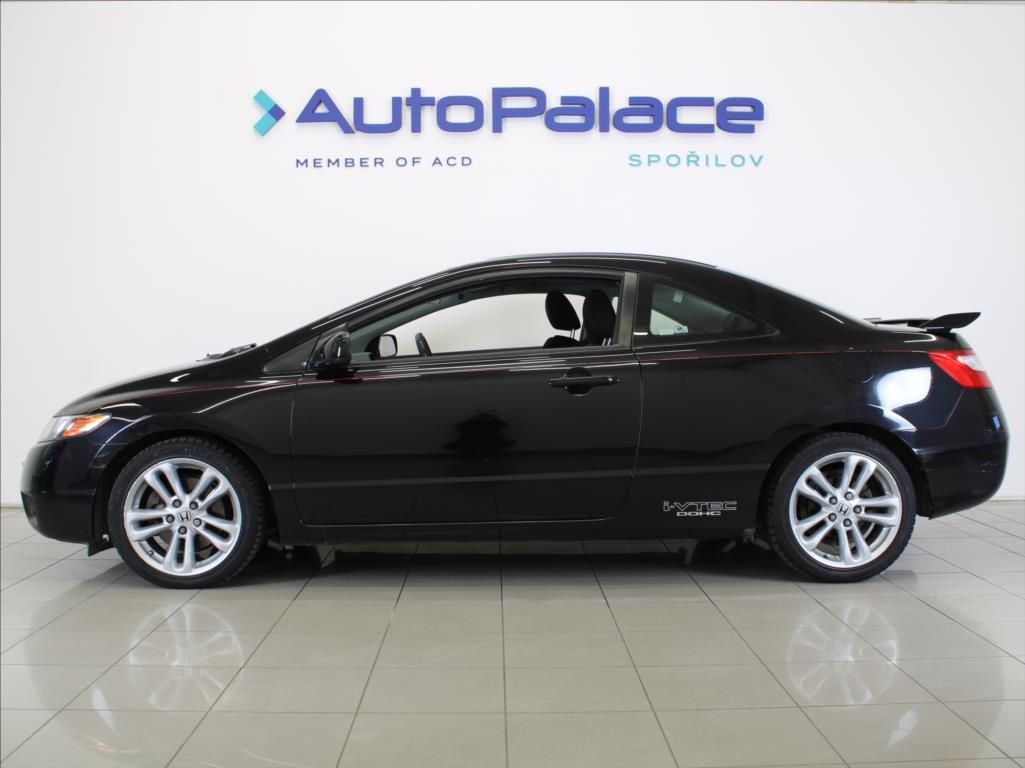 Honda Civic, 2,0 VTEC 147kW Si 2.maj.124tkm - fotka 5