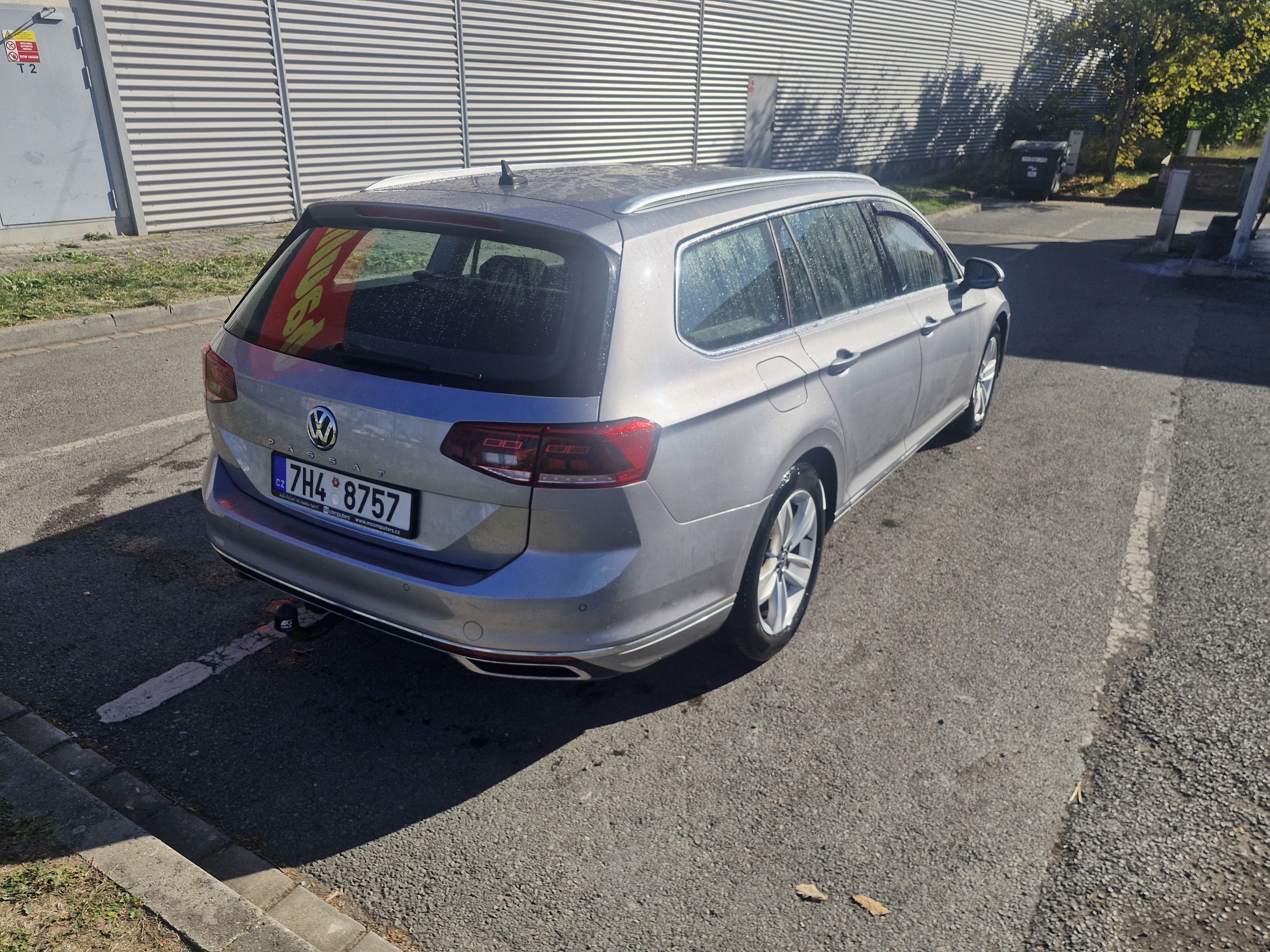 Volkswagen Passat, 2.0 TDI, 110 kW, manuál, tažné - fotka 3