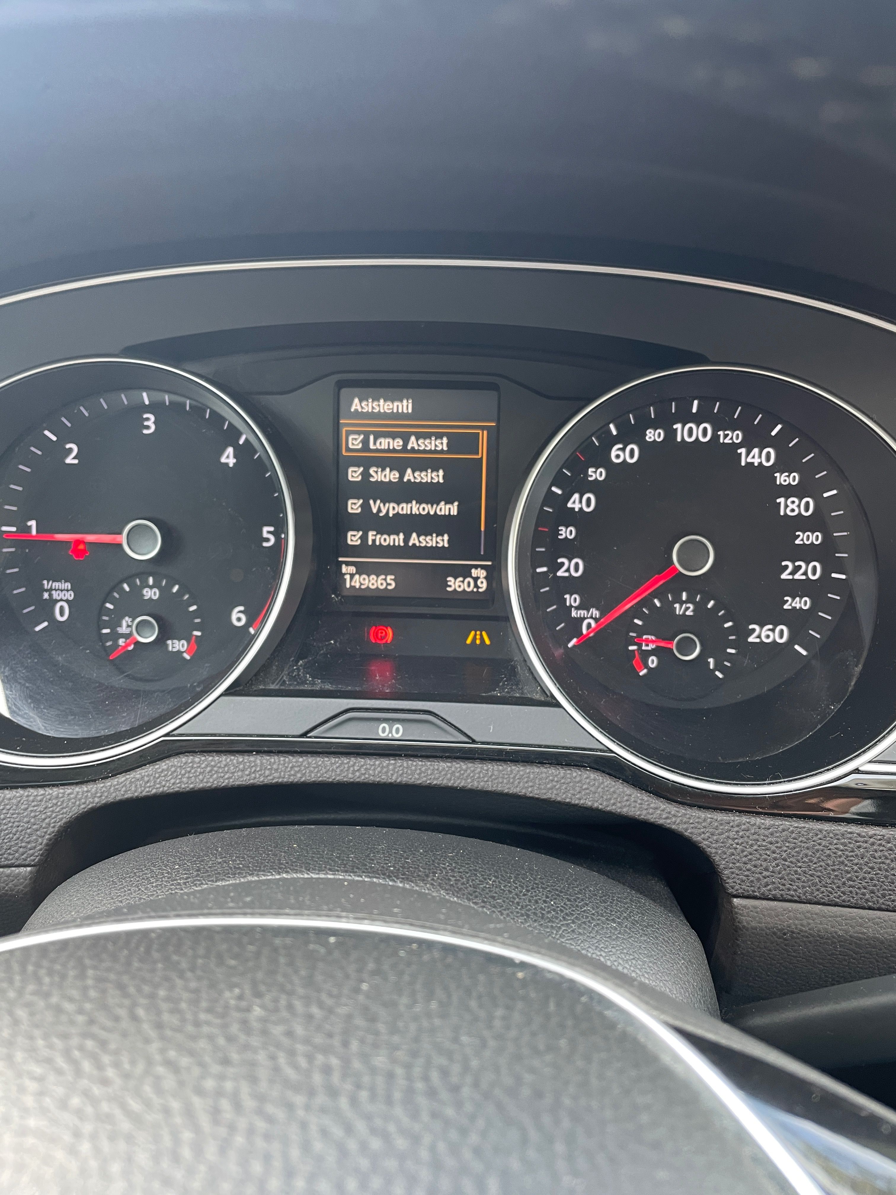 Volkswagen Passat, VW Passat 2,0 TDI Higline - fotka 2