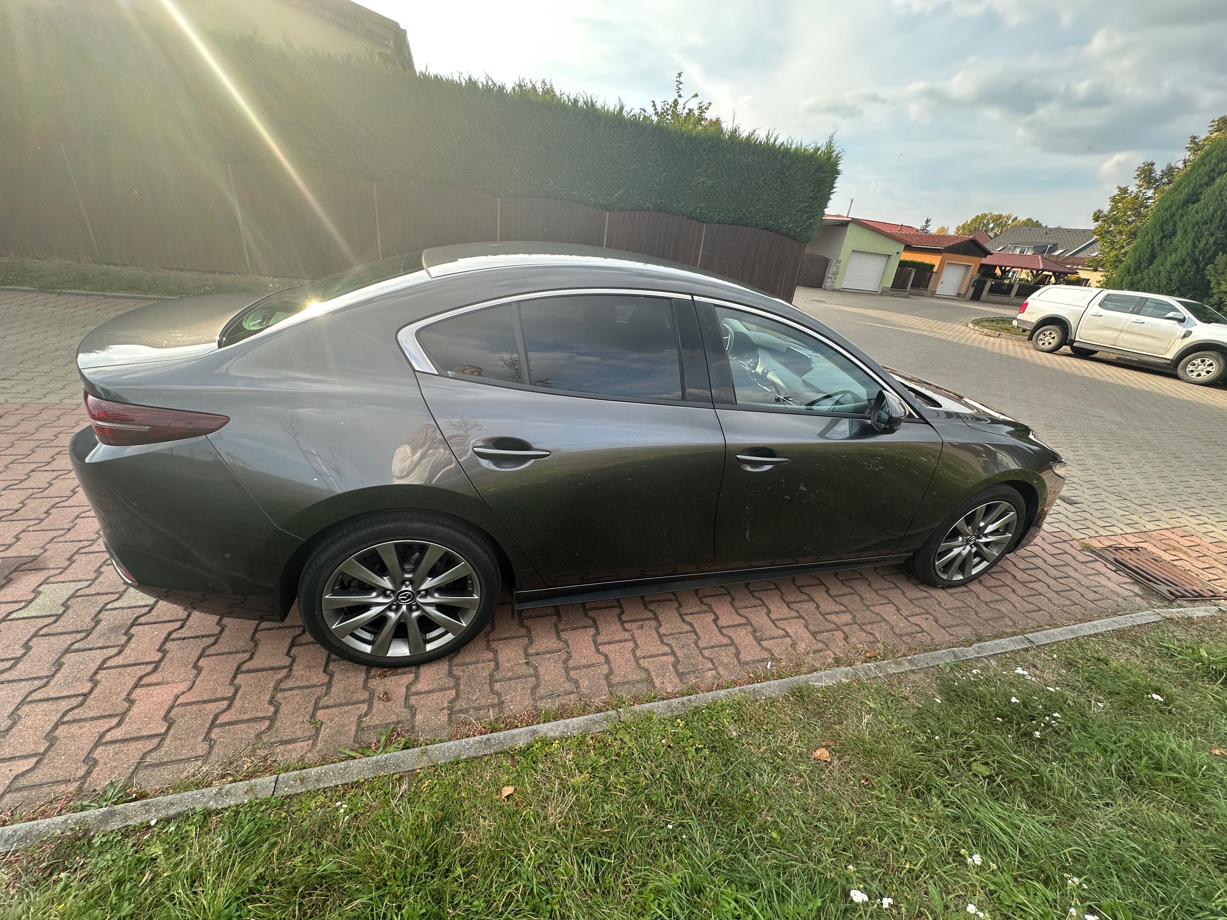 Mazda 3, 2.0 Skyactiv-X 132 kW, - fotka 6