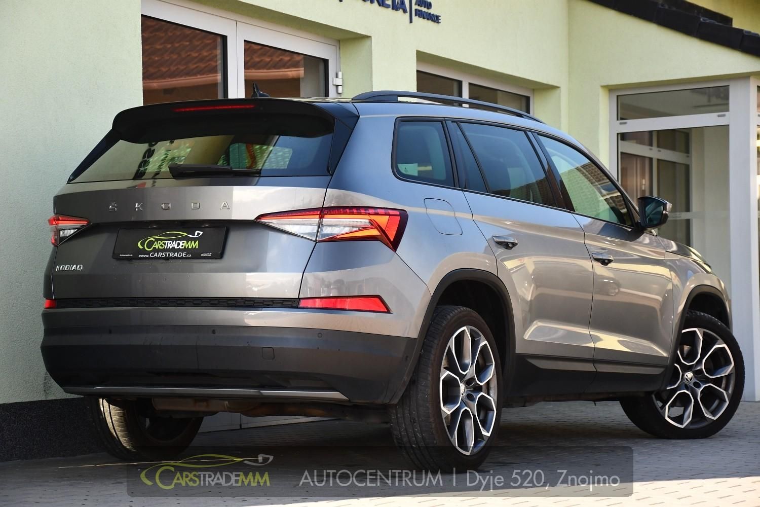 Škoda Kodiaq, 2.0TDi 4X4 ACC LED NAV CARPLAY - fotka 5