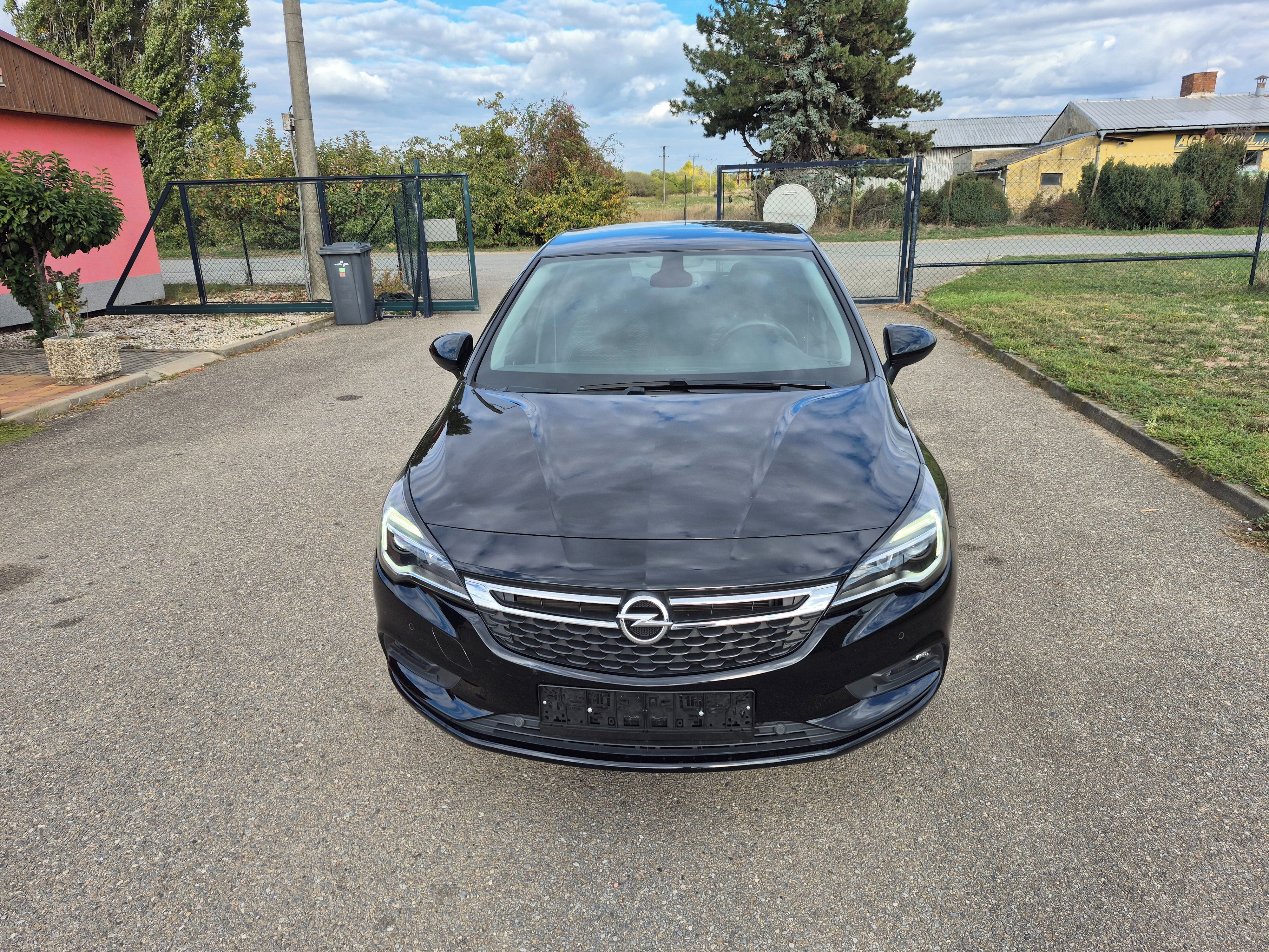 Opel Astra, 1,4i, 92kW, 1.majitel, - fotka 2