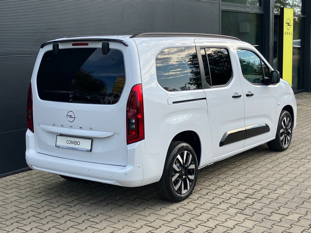 Opel Combo, Elegance Plus 1.5 CDTI AT8 - fotka 6