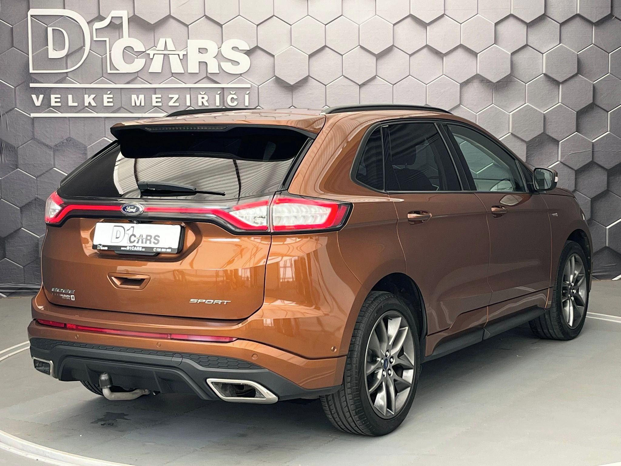 Ford Edge, 2.0 TDCi AWD Sport ČR 1.majit. - fotka 5