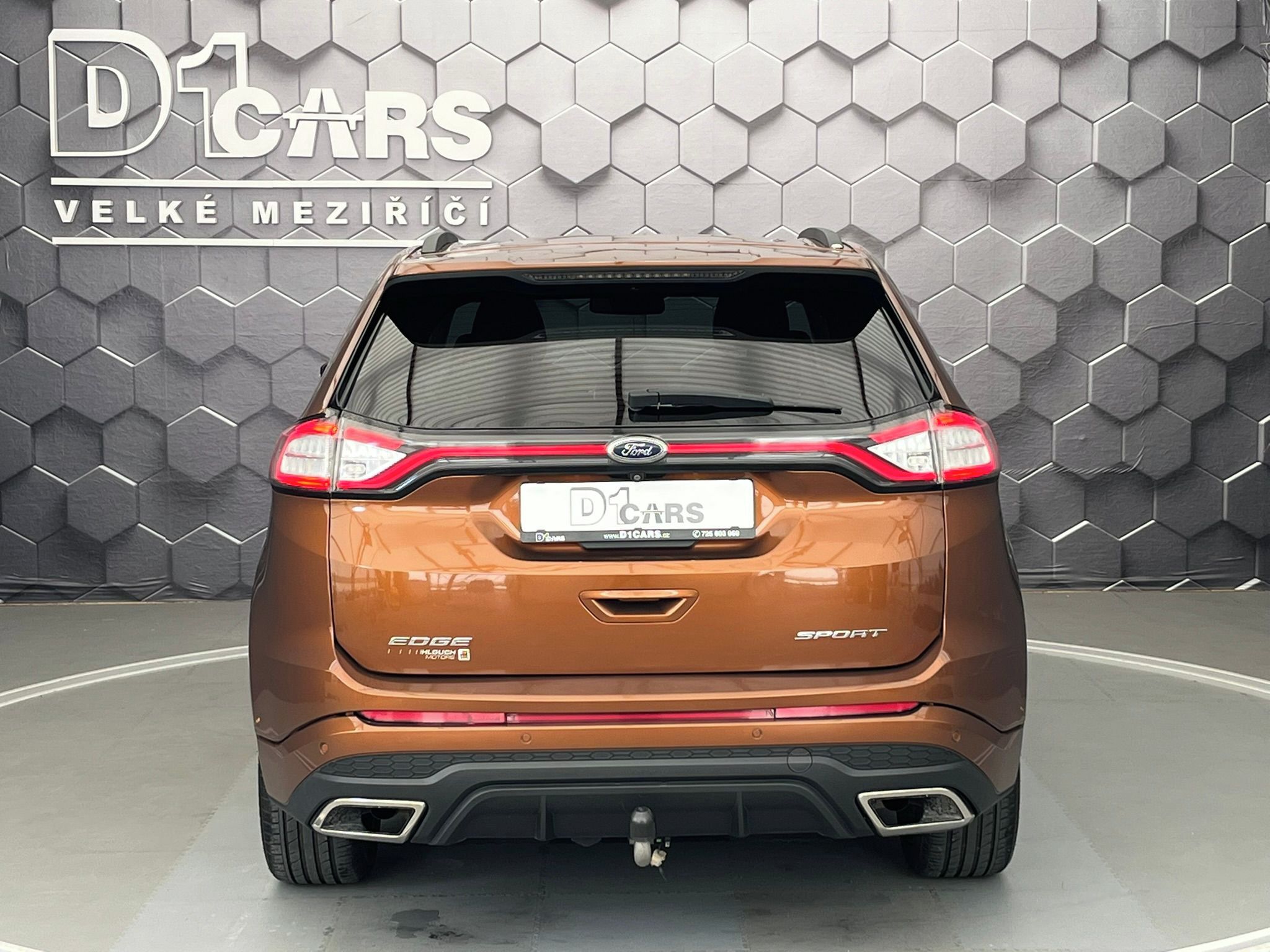 Ford Edge, 2.0 TDCi AWD Sport ČR 1.majit. - fotka 3