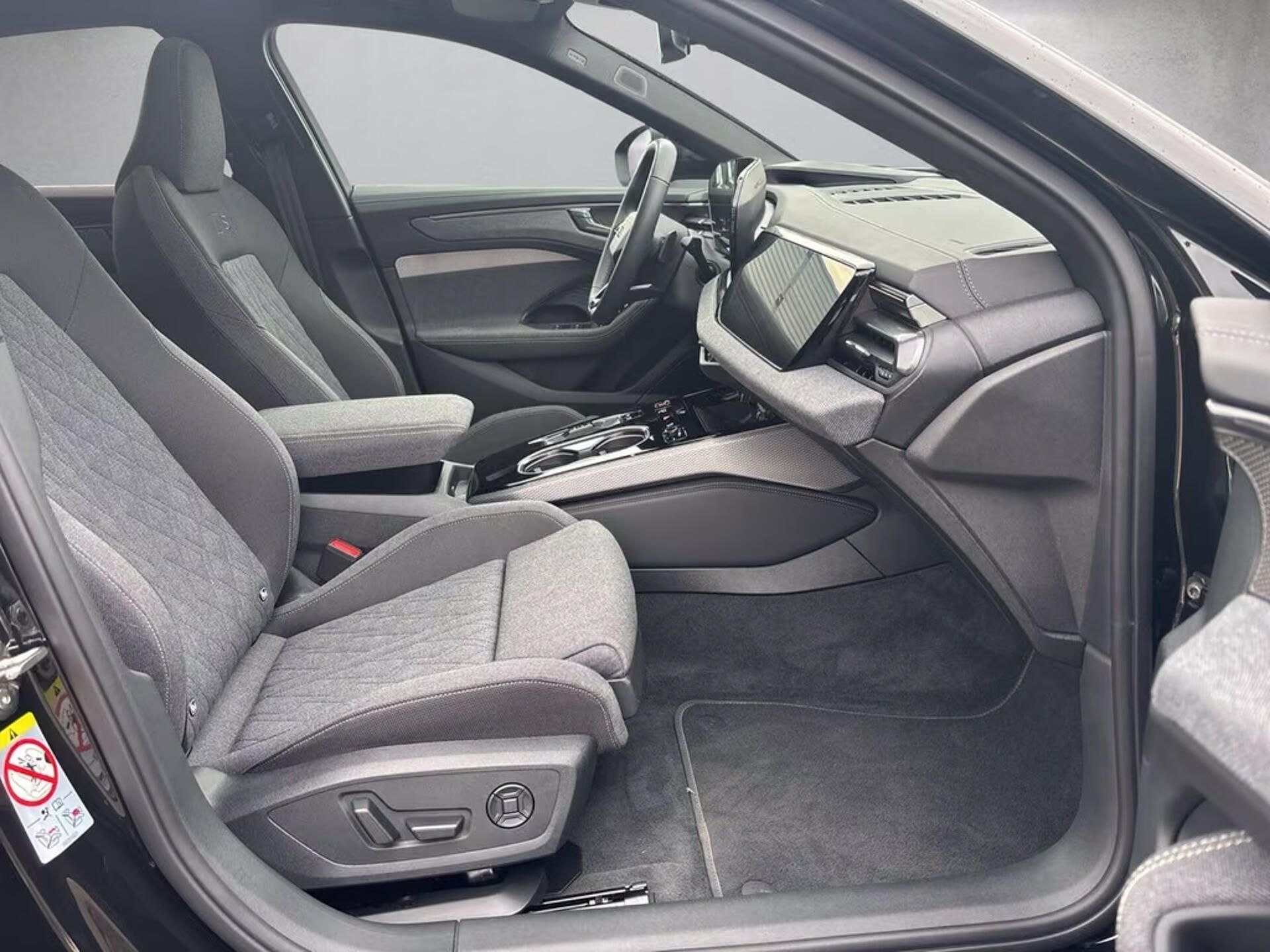 Audi A6, TDI q S-Line Pano HuD Vzduch - fotka 5