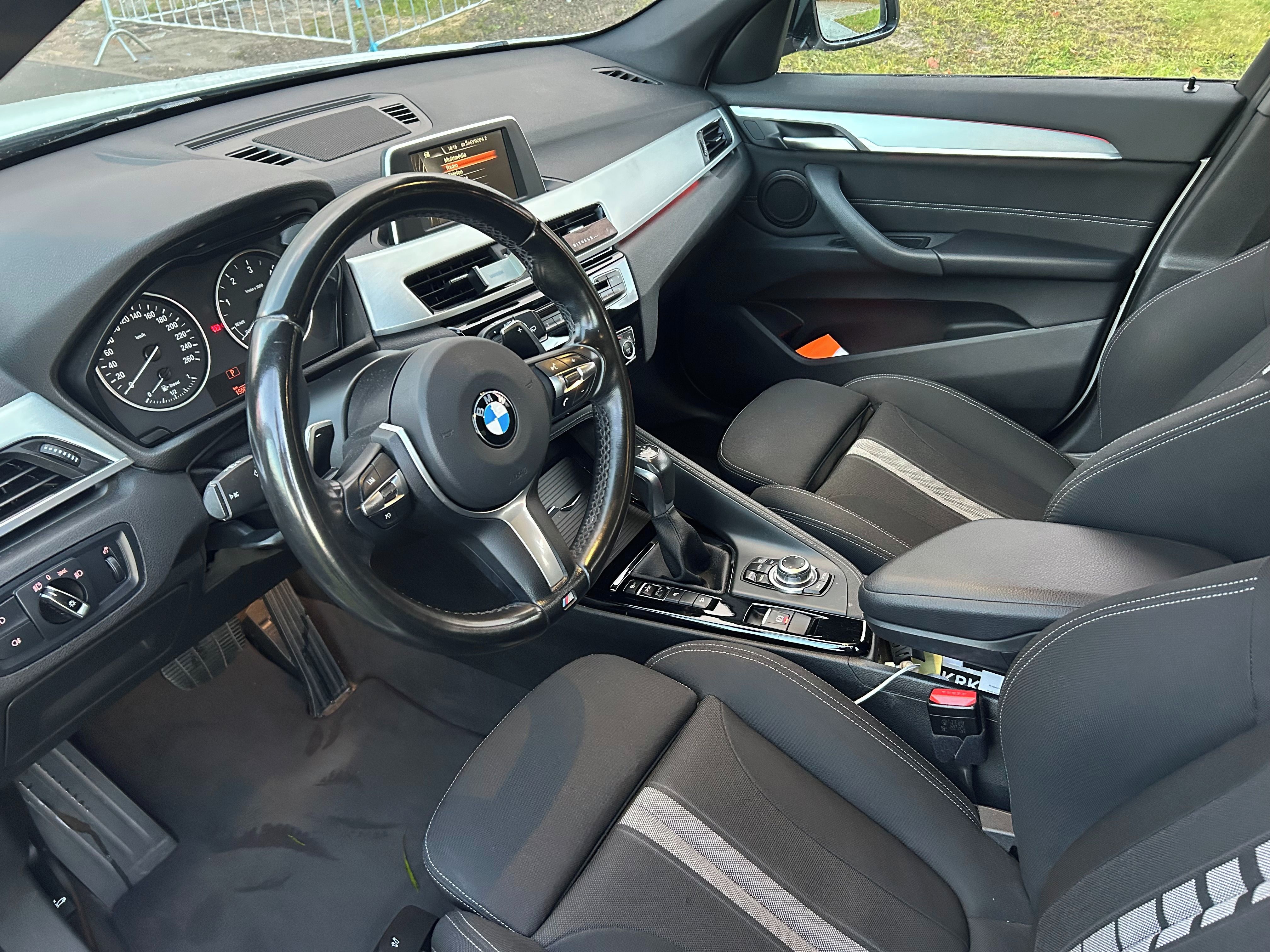 BMW X1, 20D x-drive/140 k/ 2 sady kol - fotka 5