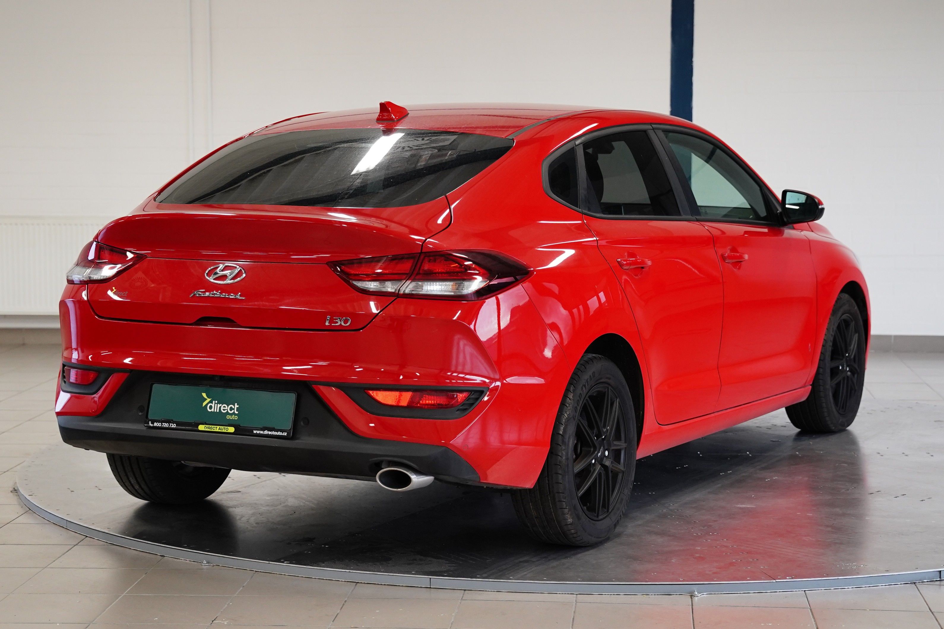 Hyundai i30, 1.0 T-GDI 88 kW Comfort DCT - fotka 2