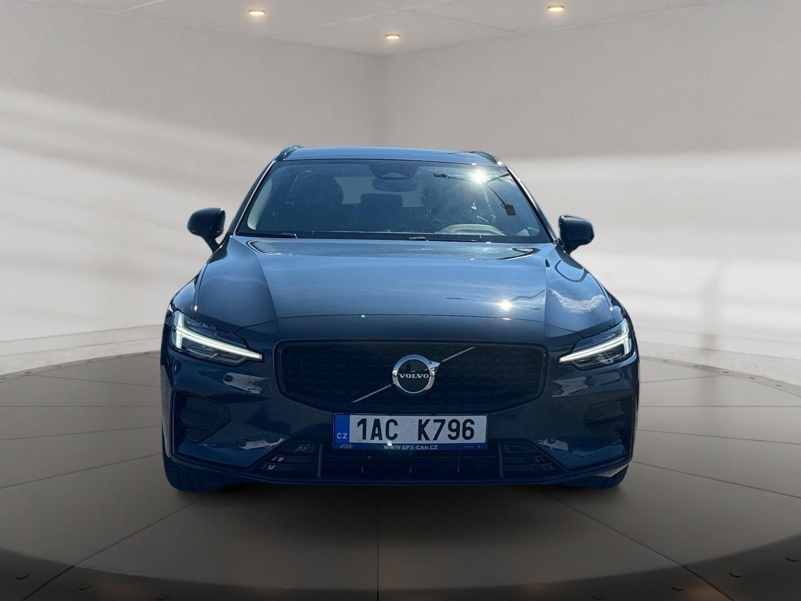 Volvo V60, PLUS DARK B4 145kW TAŽNÉ CZ - fotka 2