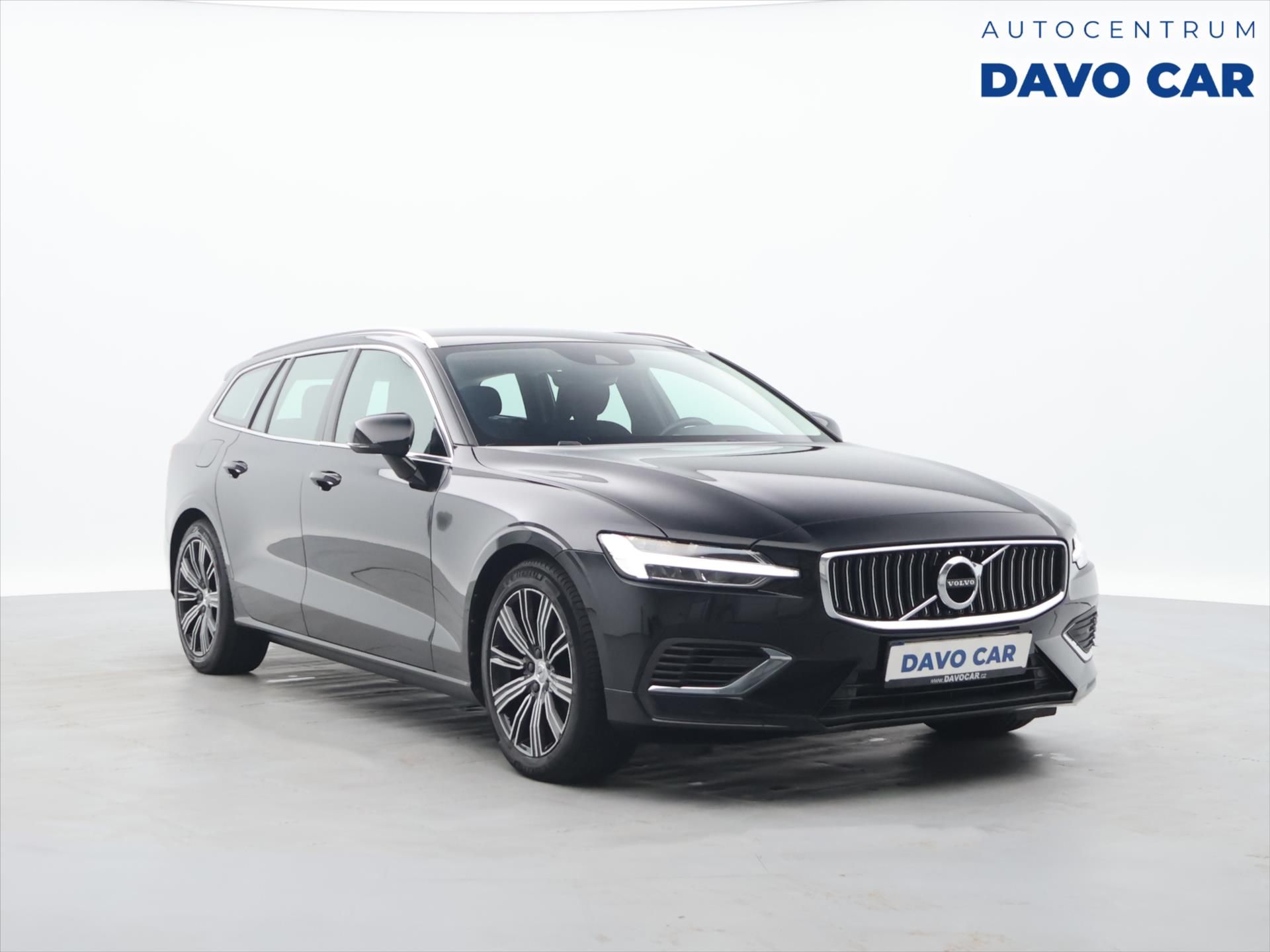 Volvo V60, 2,0 T6 186kW 4x4 MomentumPro