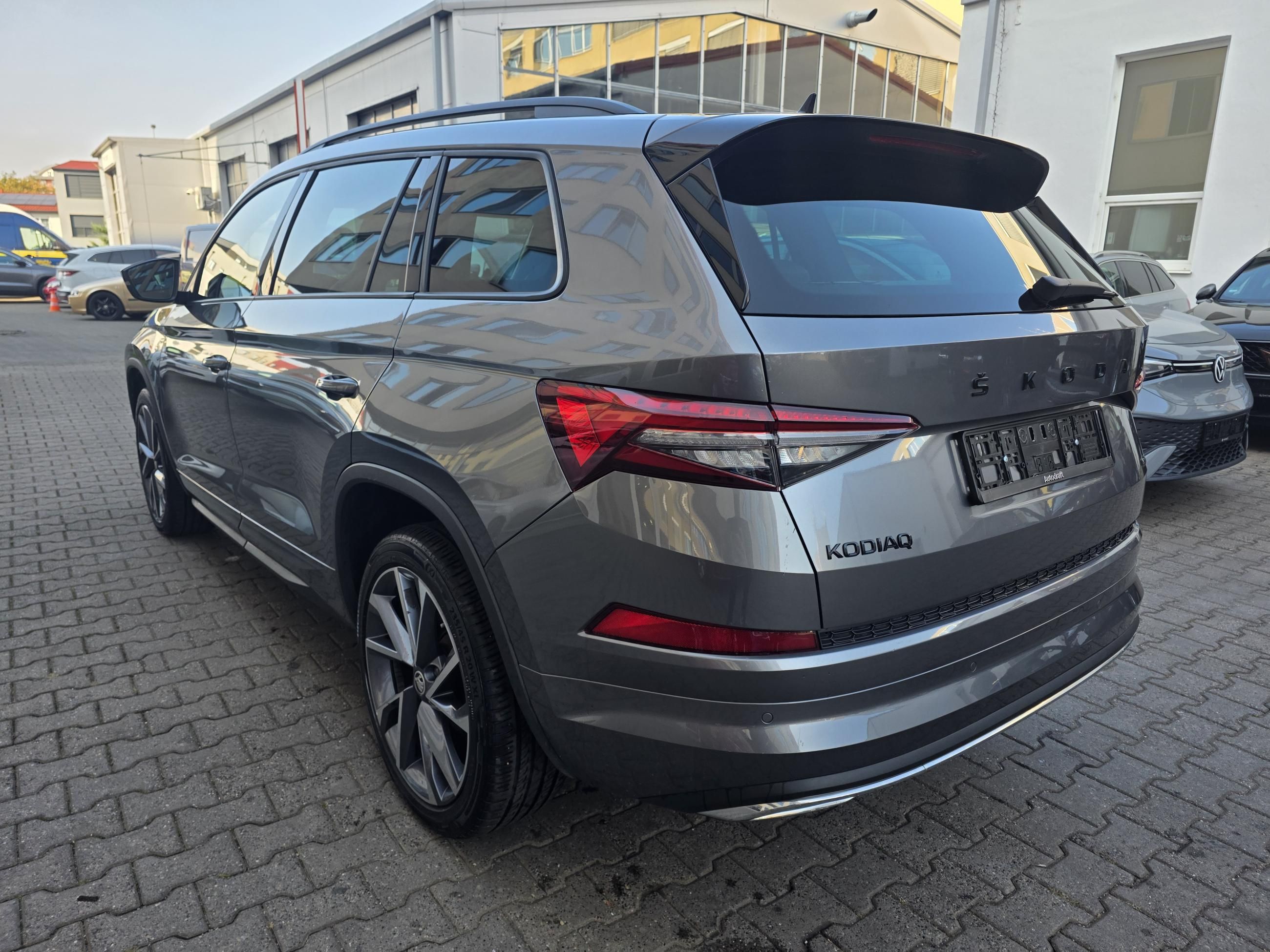 Škoda Kodiaq, 2.0TDI 110kW 4x4 DSG Sportline - fotka 4