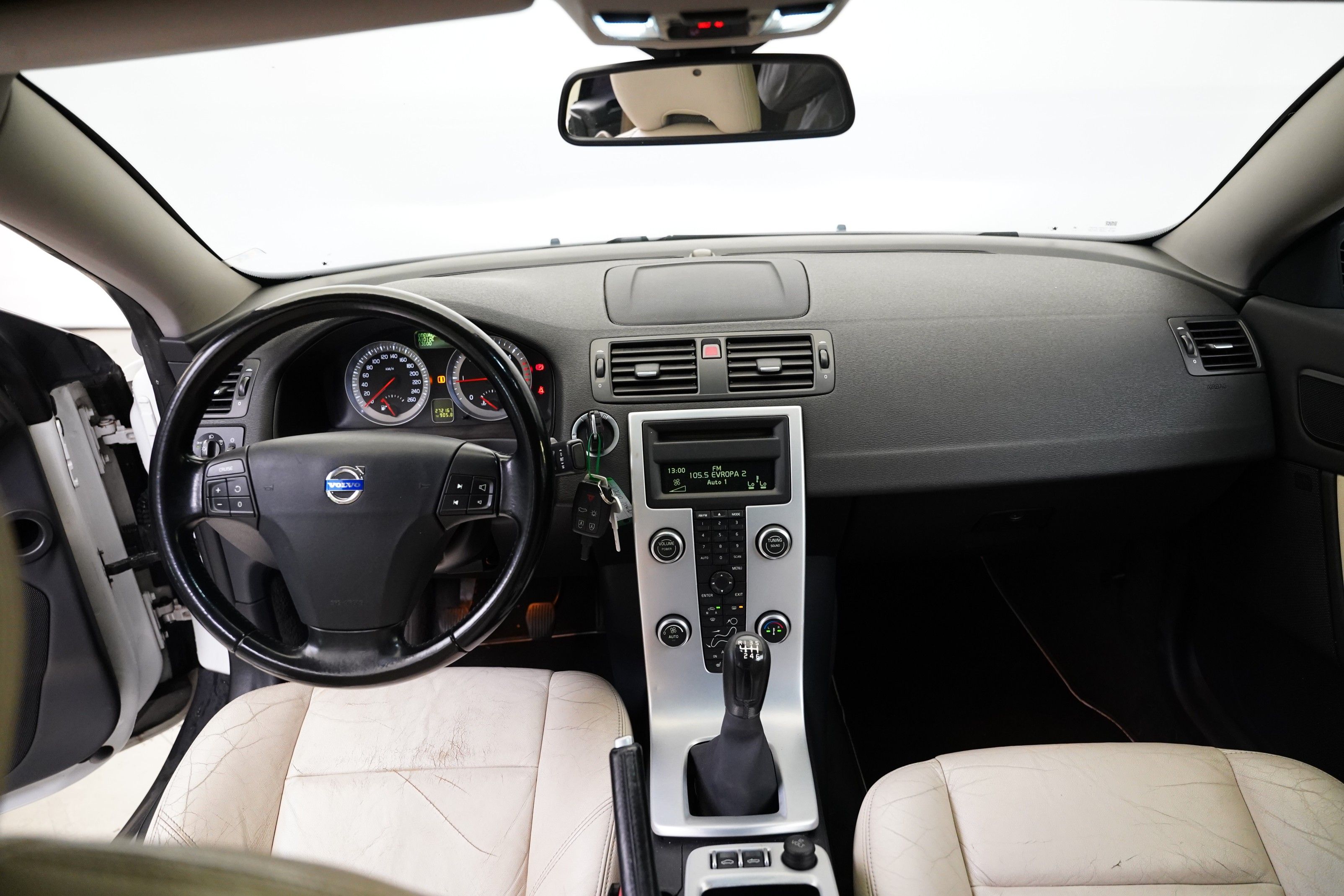 Volvo C70, 2.0D 100 kW - fotka 5